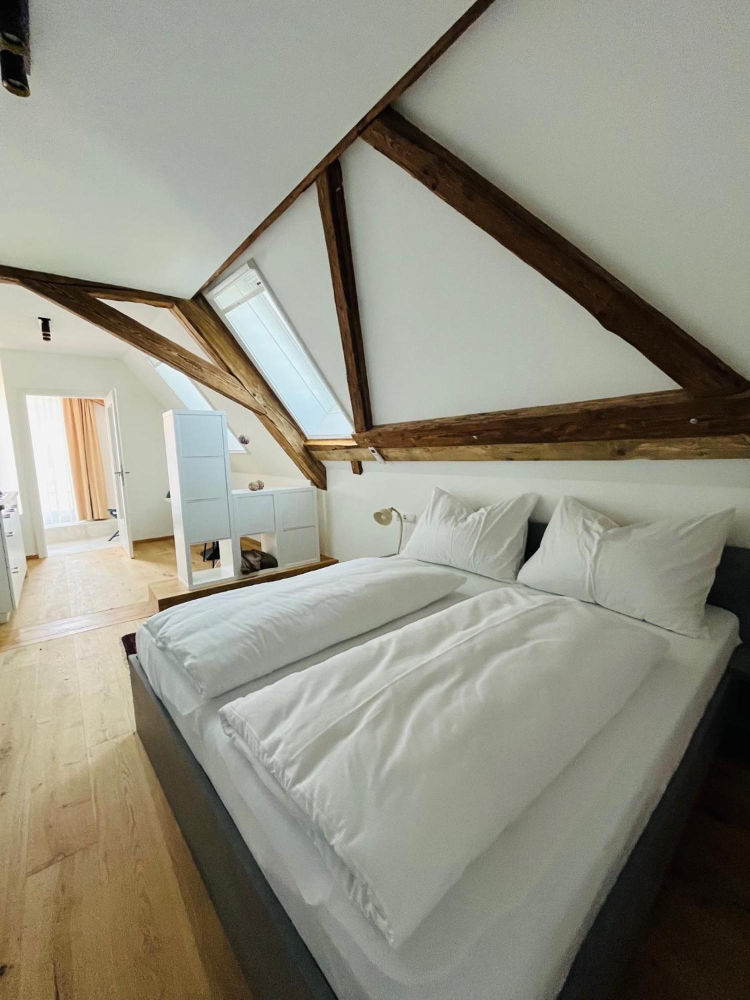 Studio Apartment One Double Bed
