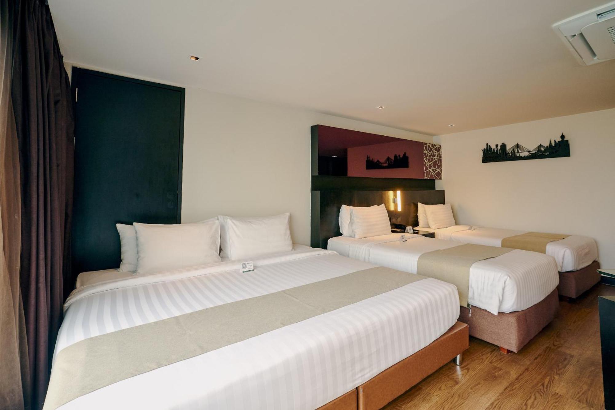 Family King Suite