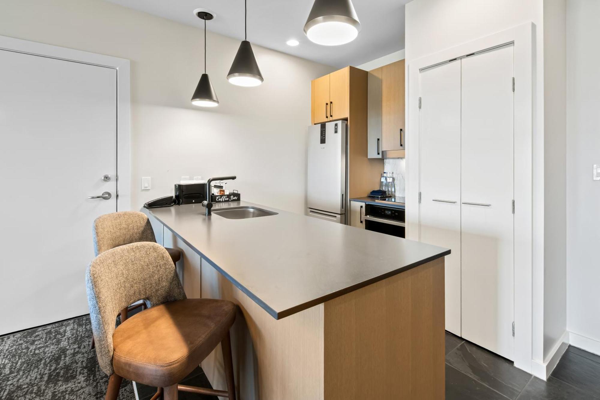 Trail One-Bedroom Suite
