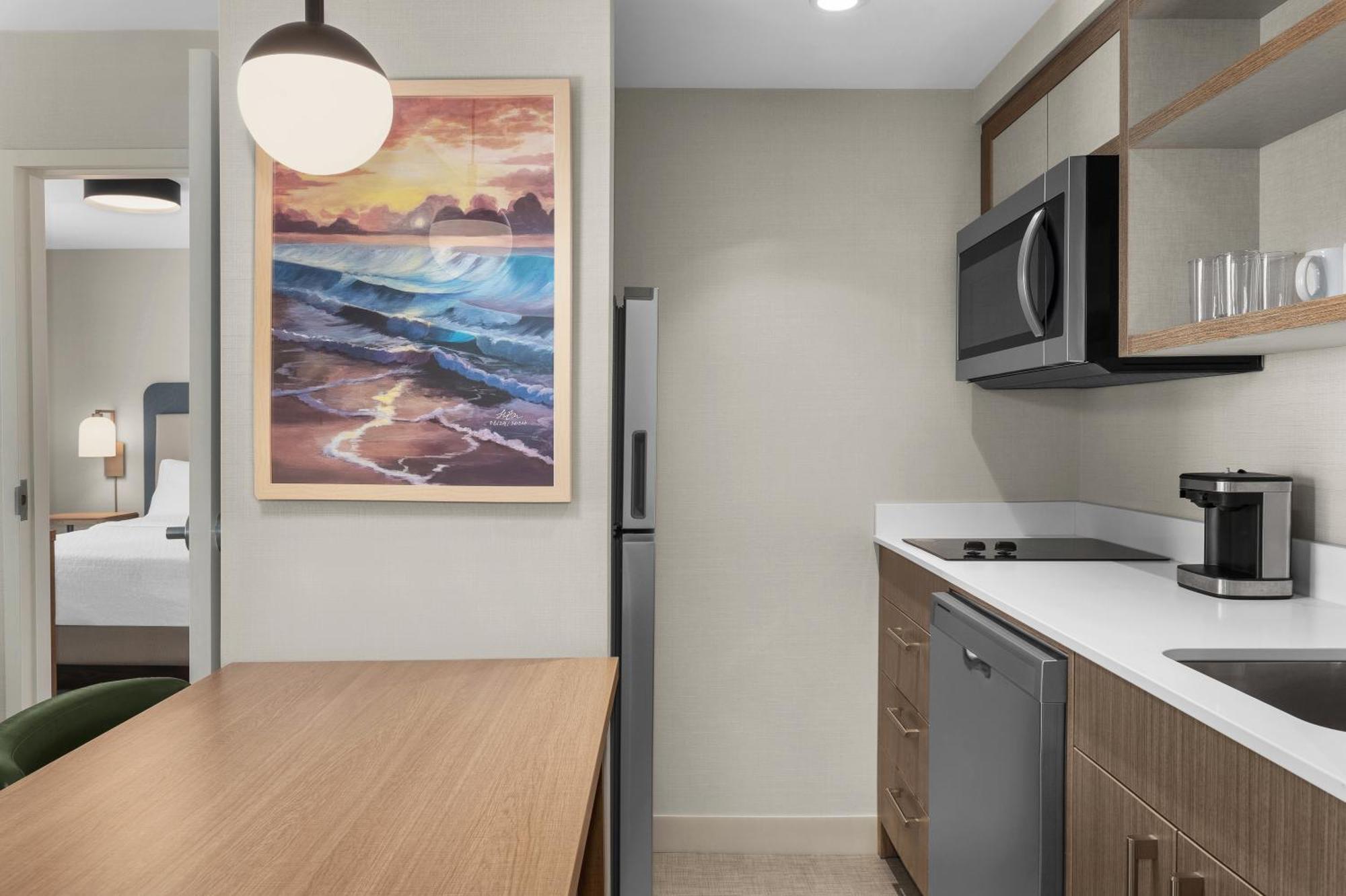 One-Bedroom King Suite Non-Smoking