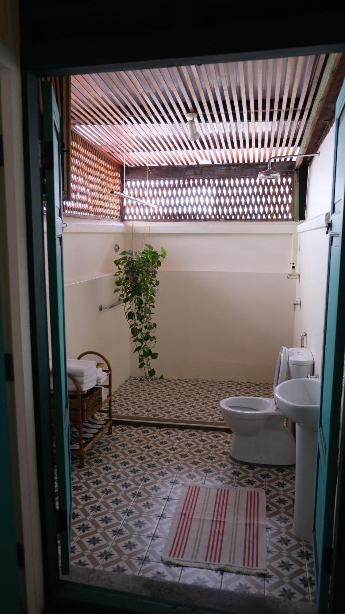 First Floor Suite