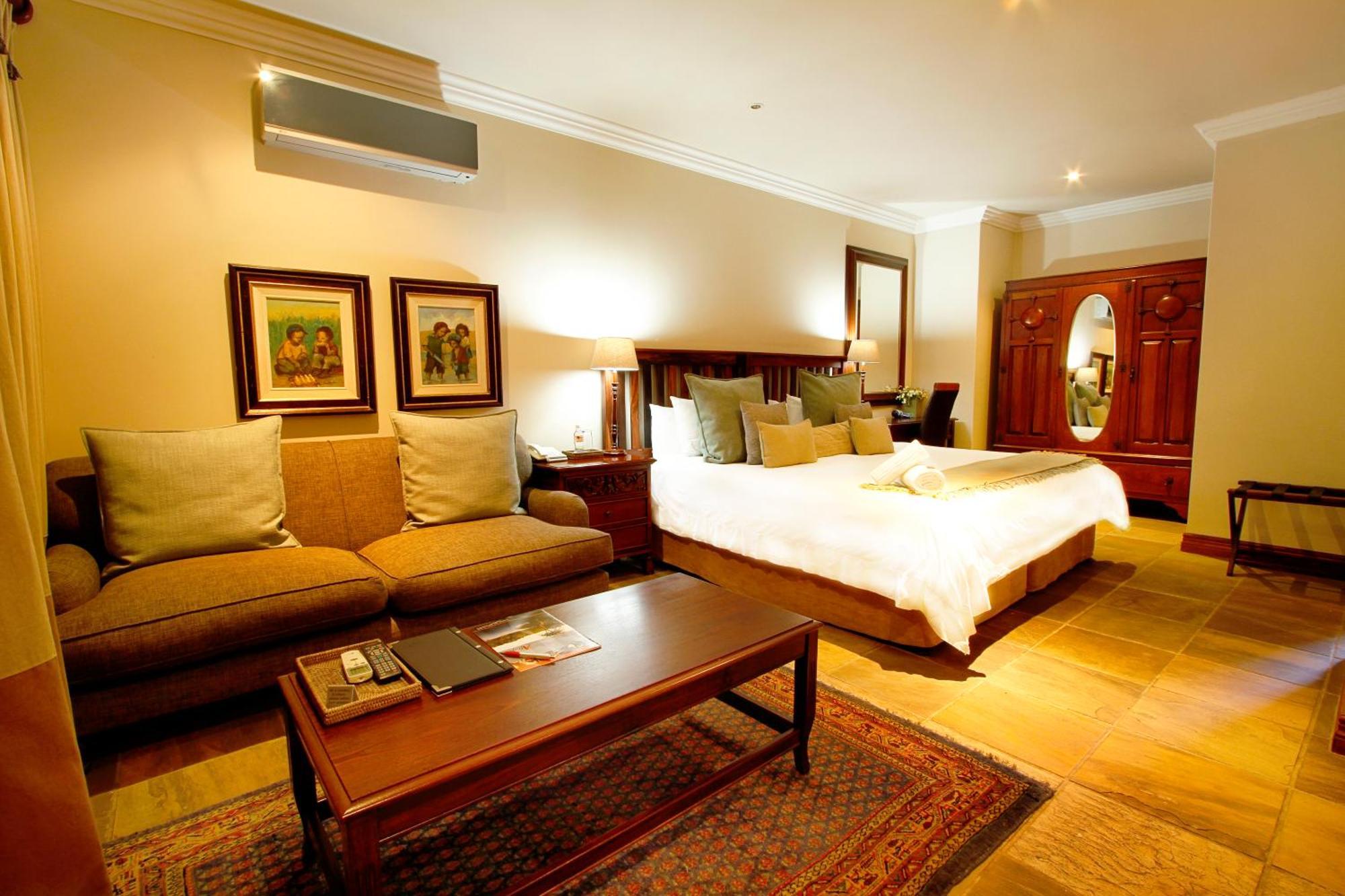 Deluxe Double or Twin Room