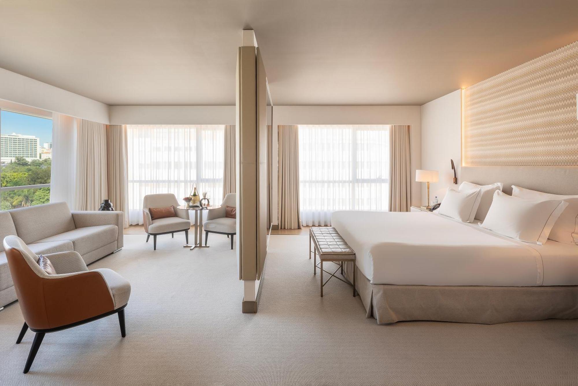 Premium Suite