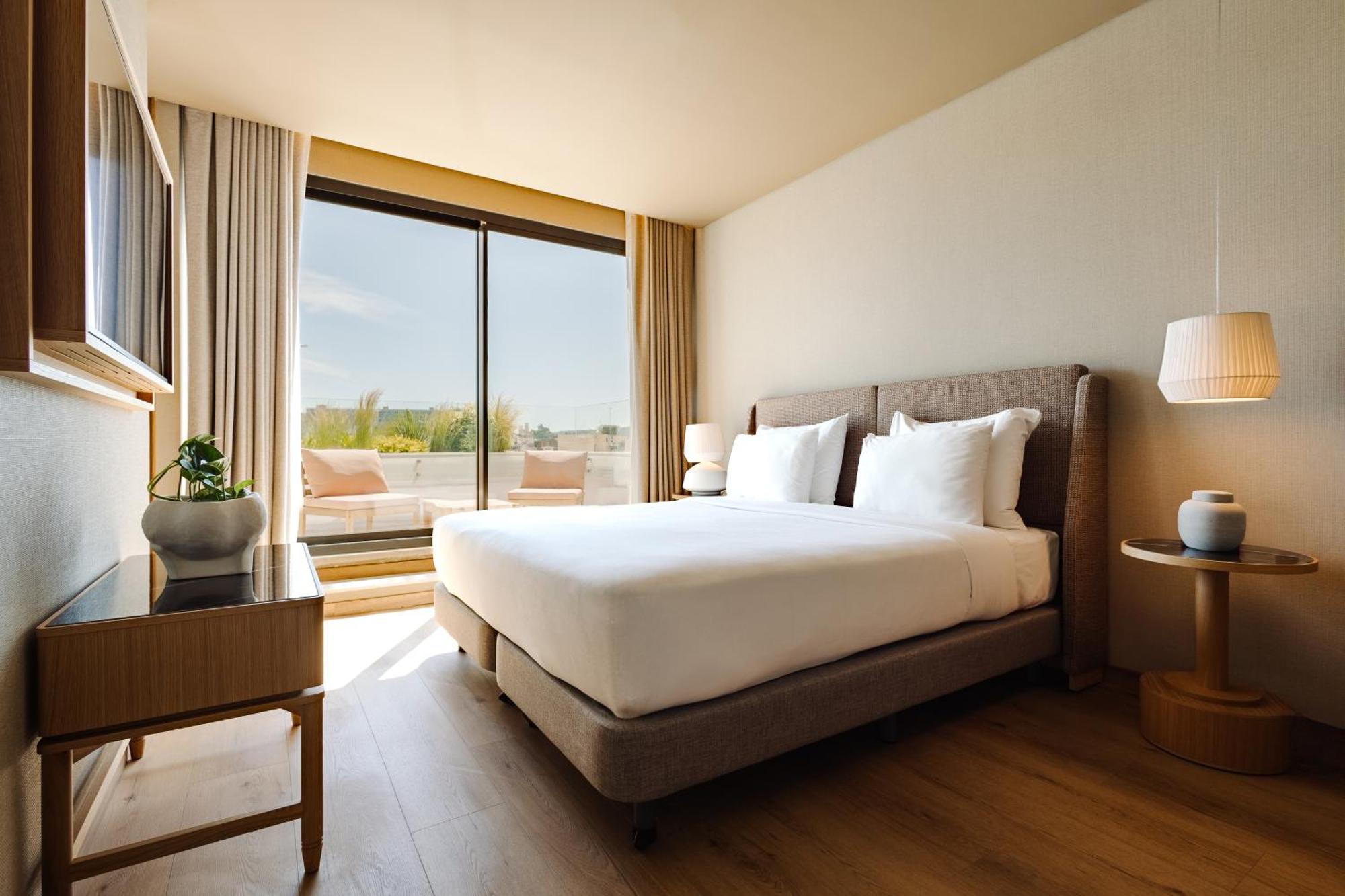 Suite City View