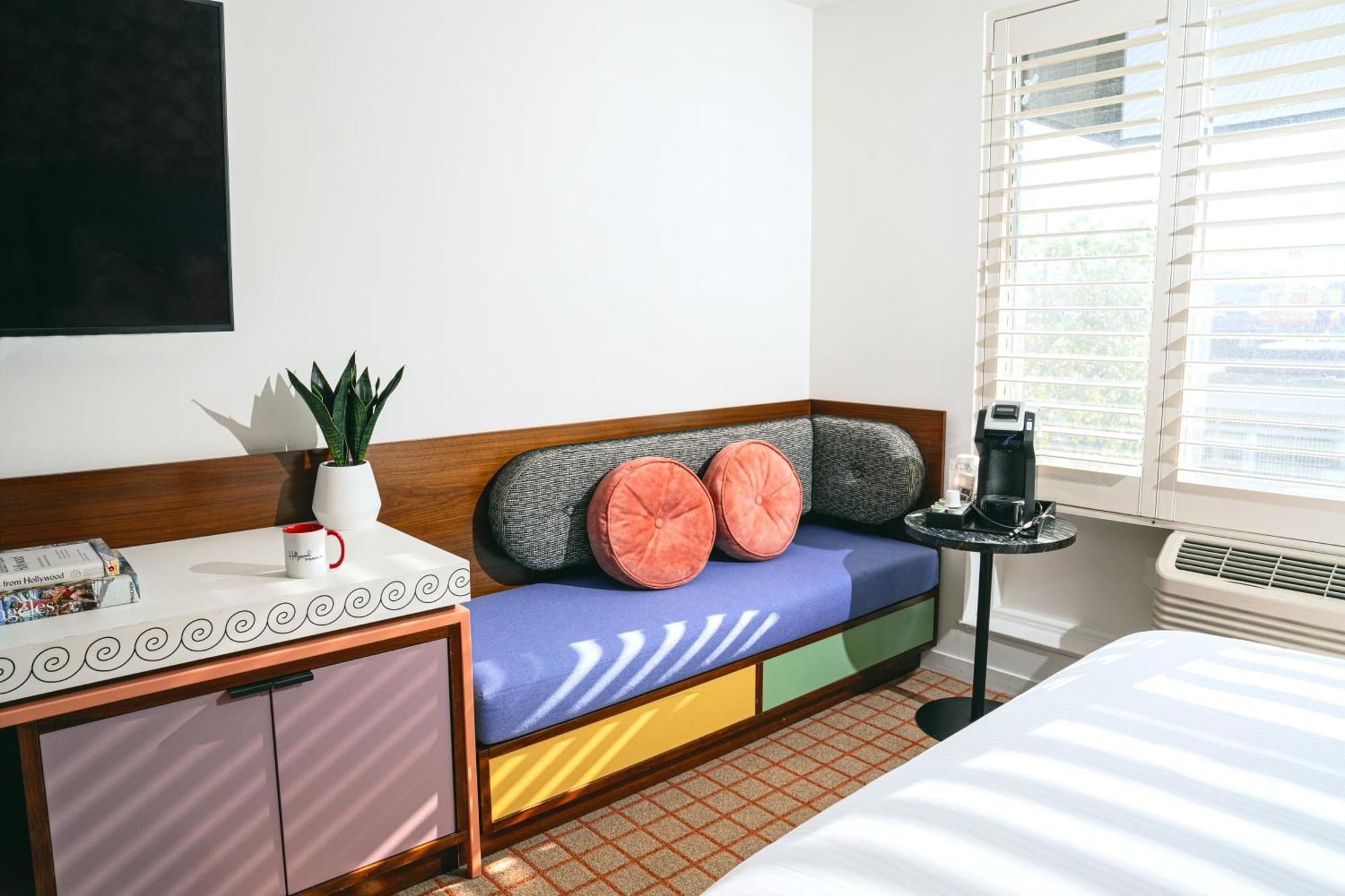Queen Room Two Queen Beds