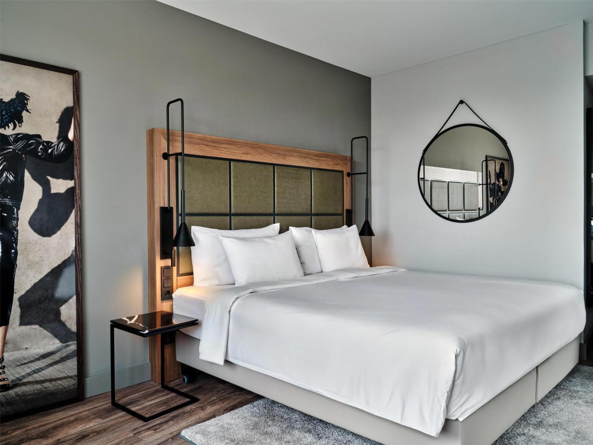 Standard Room,1689829404:JPEG