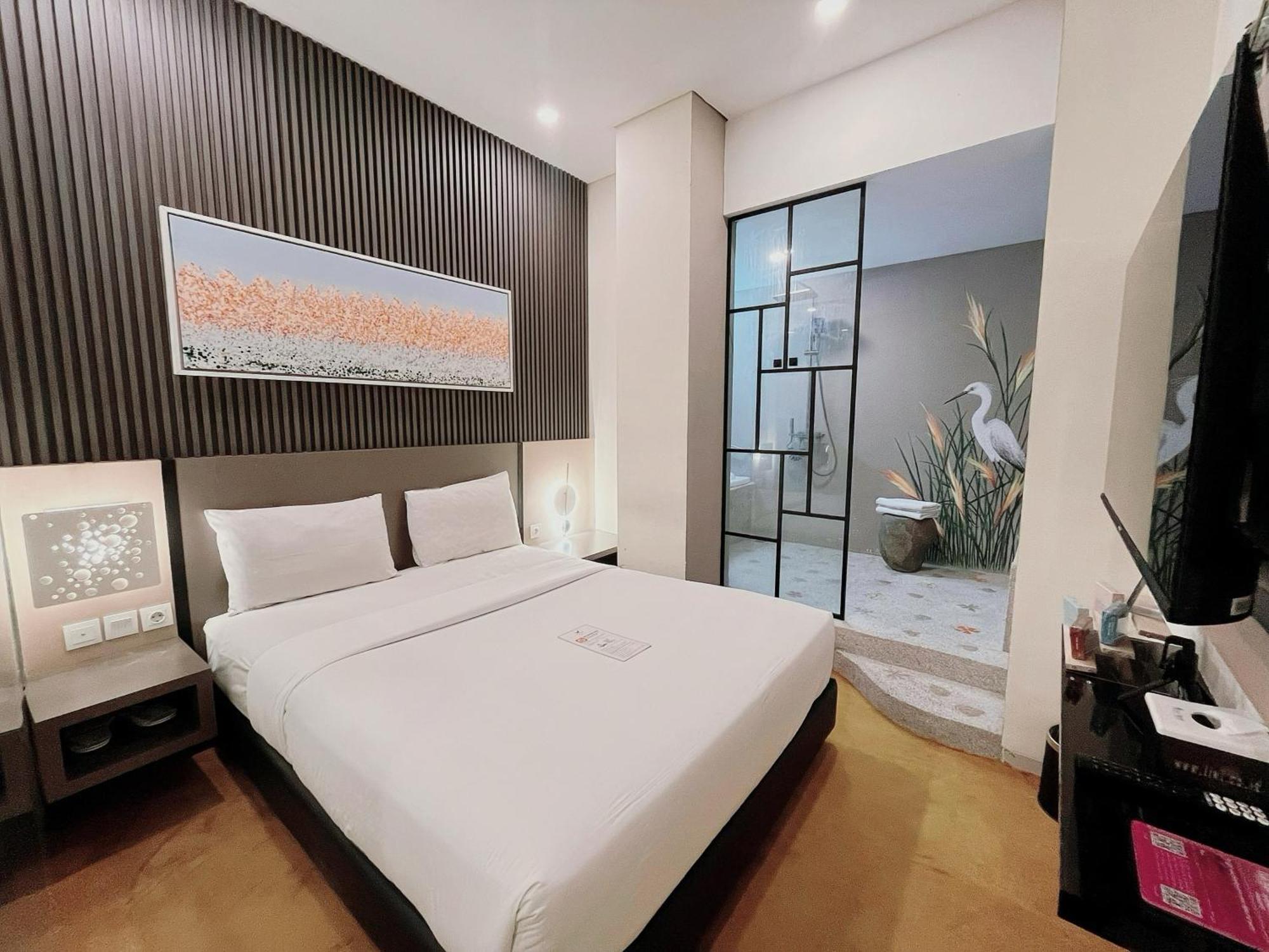 King Room Jacuzzi