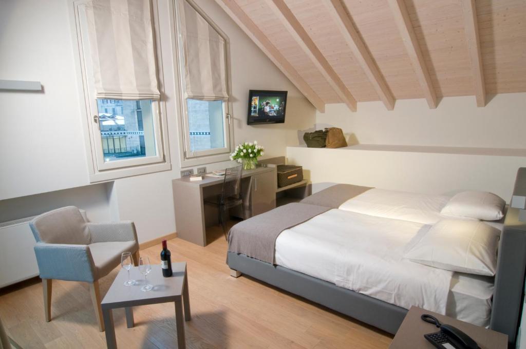 Superior Double or Twin Room,16996205:JPEG