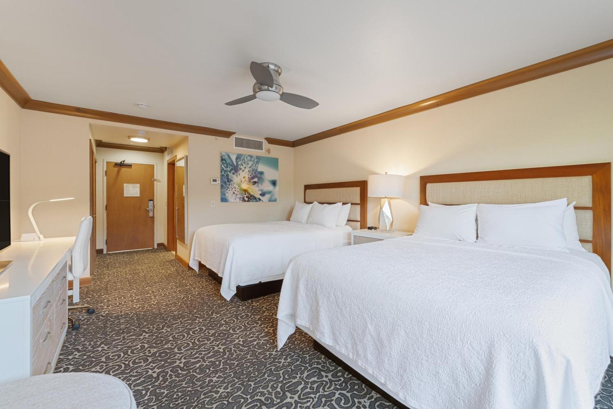 Standard Queen Non View Room