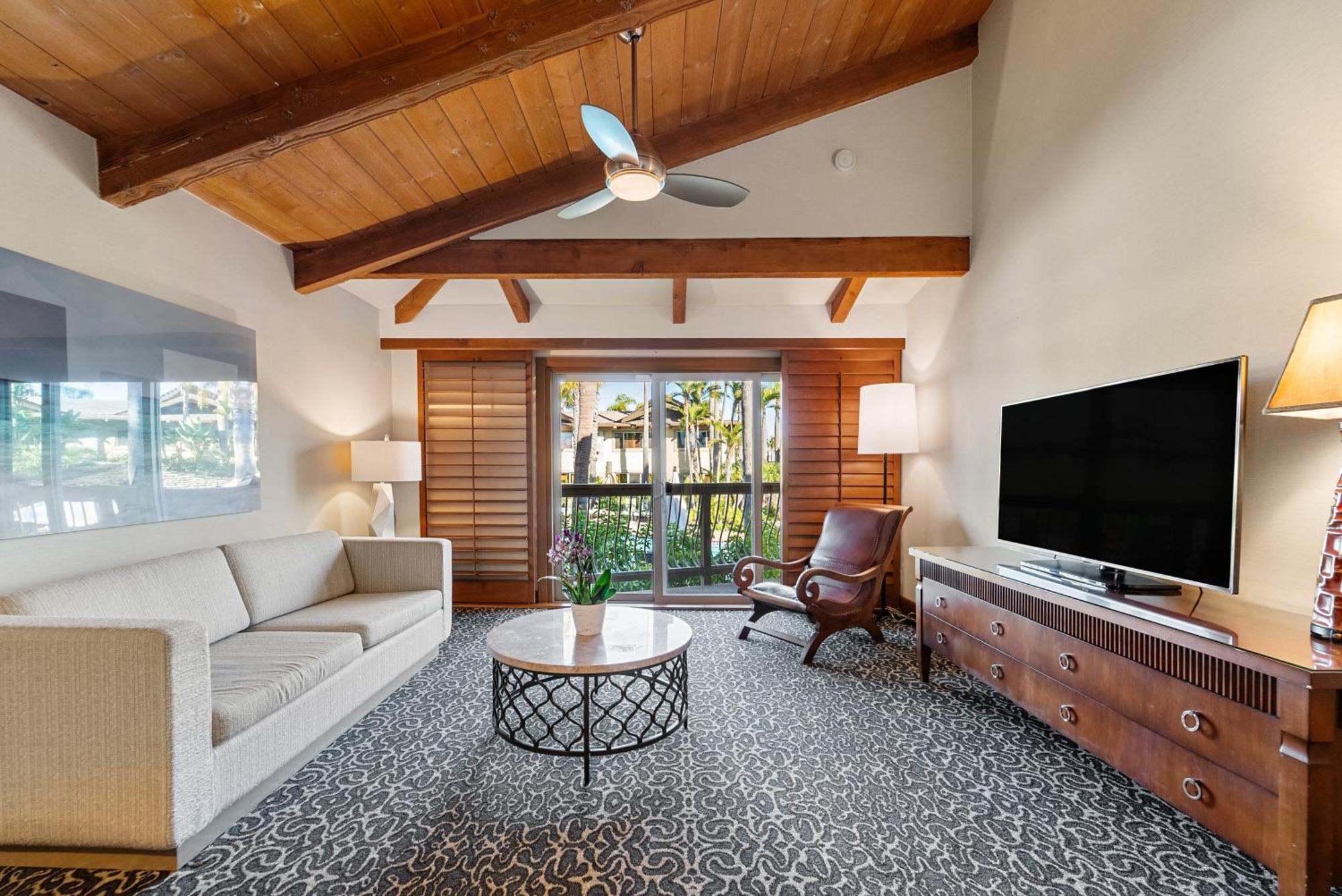 Oversized Garden View Suite