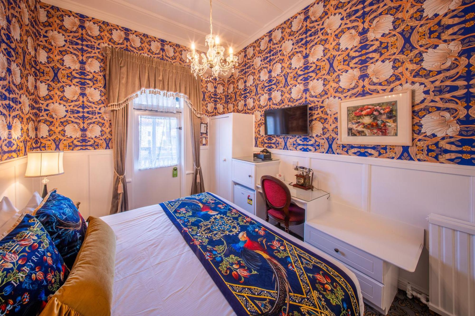 Classic Double Room,1690938255:JPEG