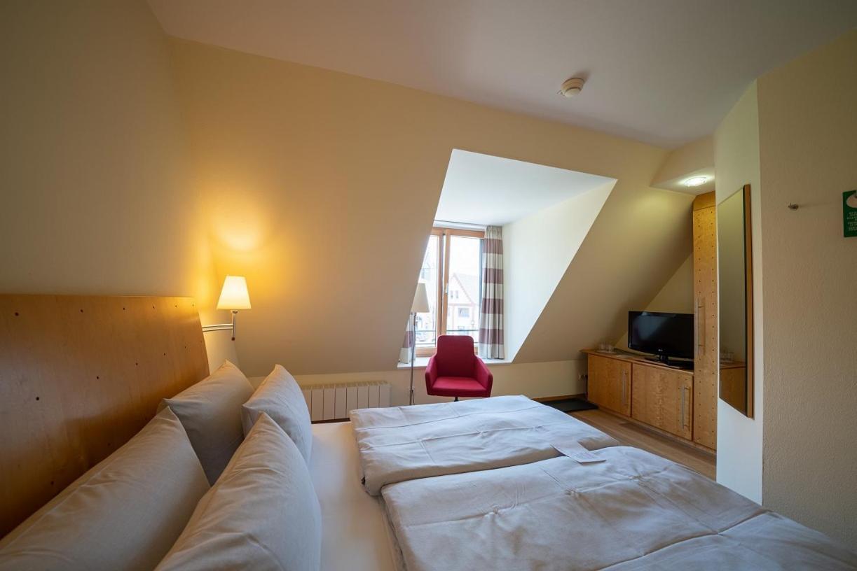 Double Room,1691979791:JPEG