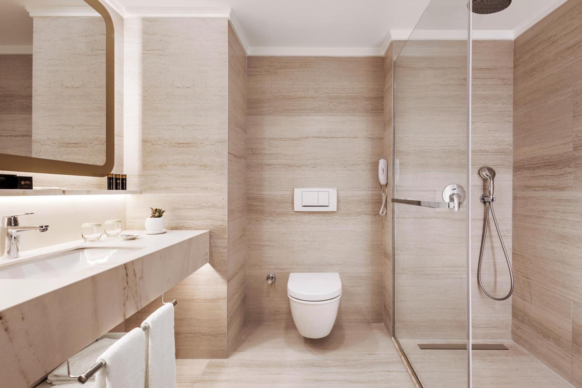 Deluxe Land View,1693278670:JPEG