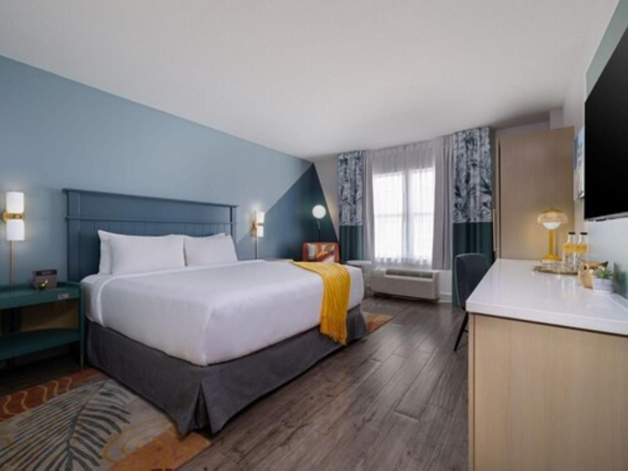 Premium King Room