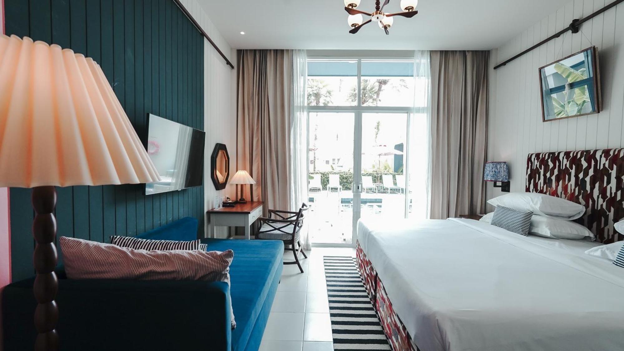 Deluxe Double Room Pool Access
