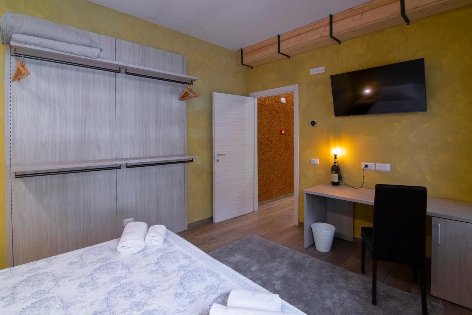 King Suite Spa Bath
