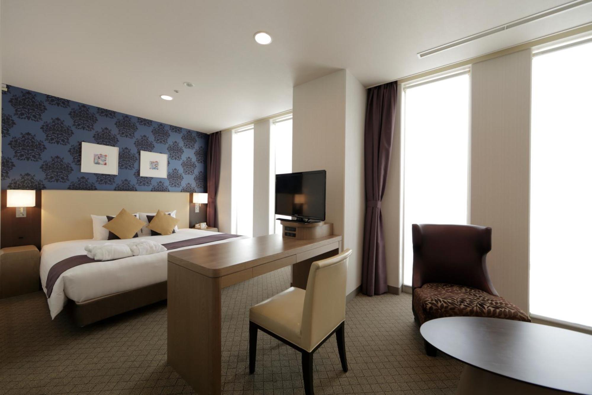 Deluxe King Room with Sofa - Non-Smoking,1694536631:JPEG