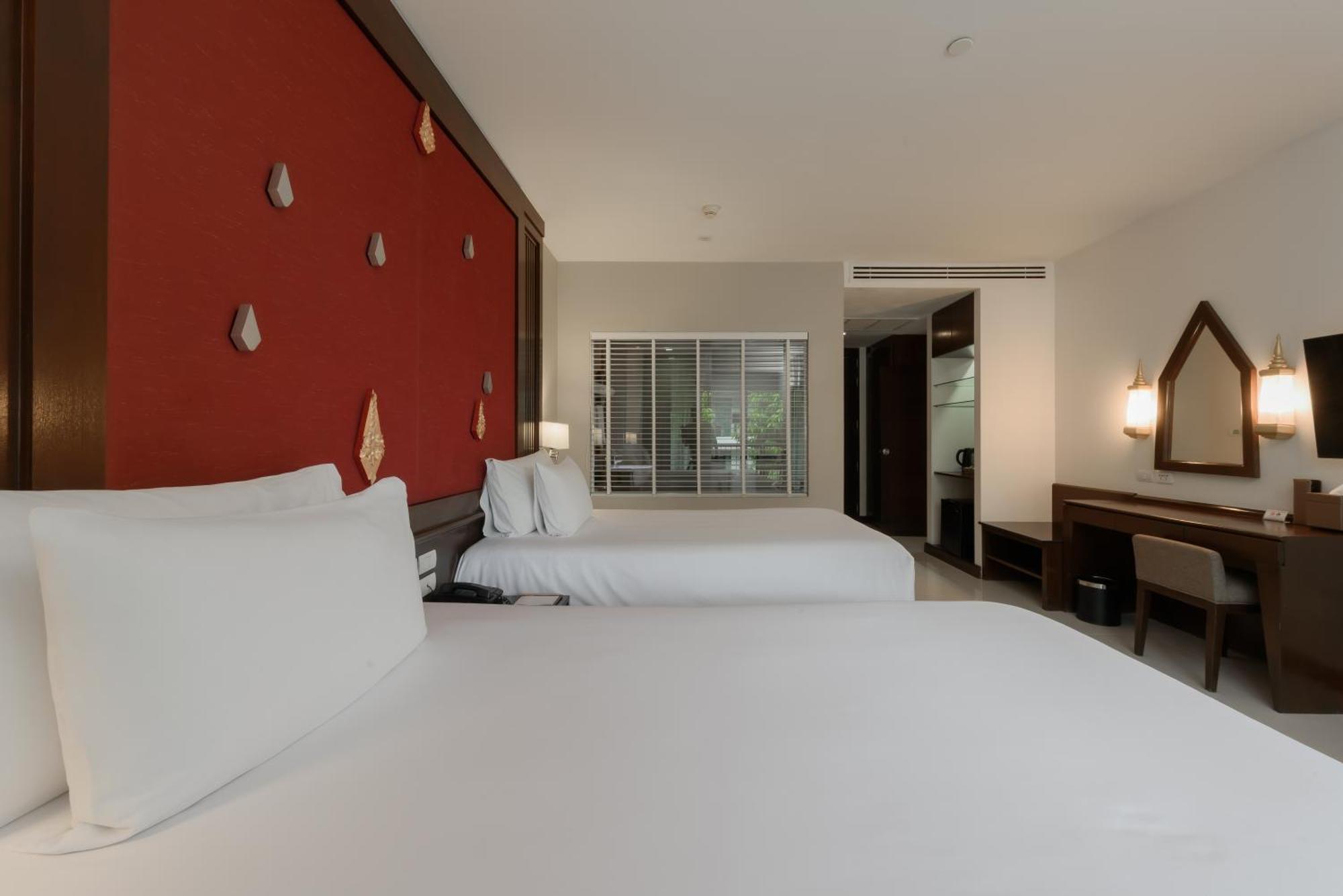 Double Room Pool View