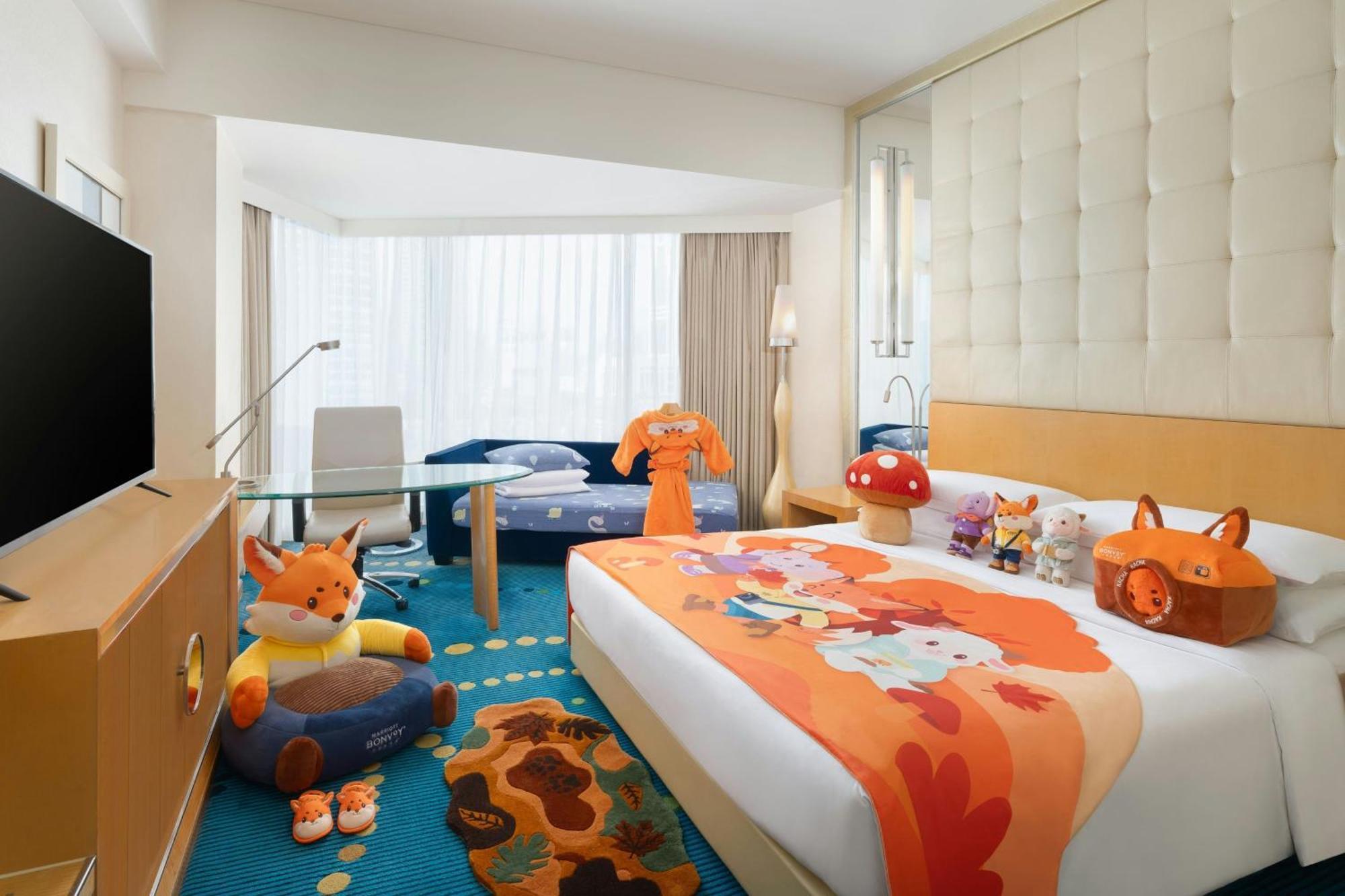 Marriott Squad Family King Room Sofa Bed