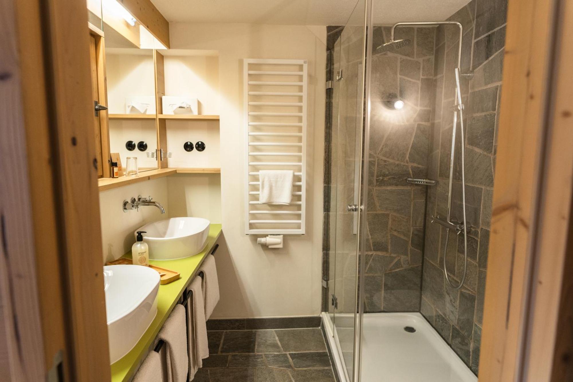 Double Room Mountain View