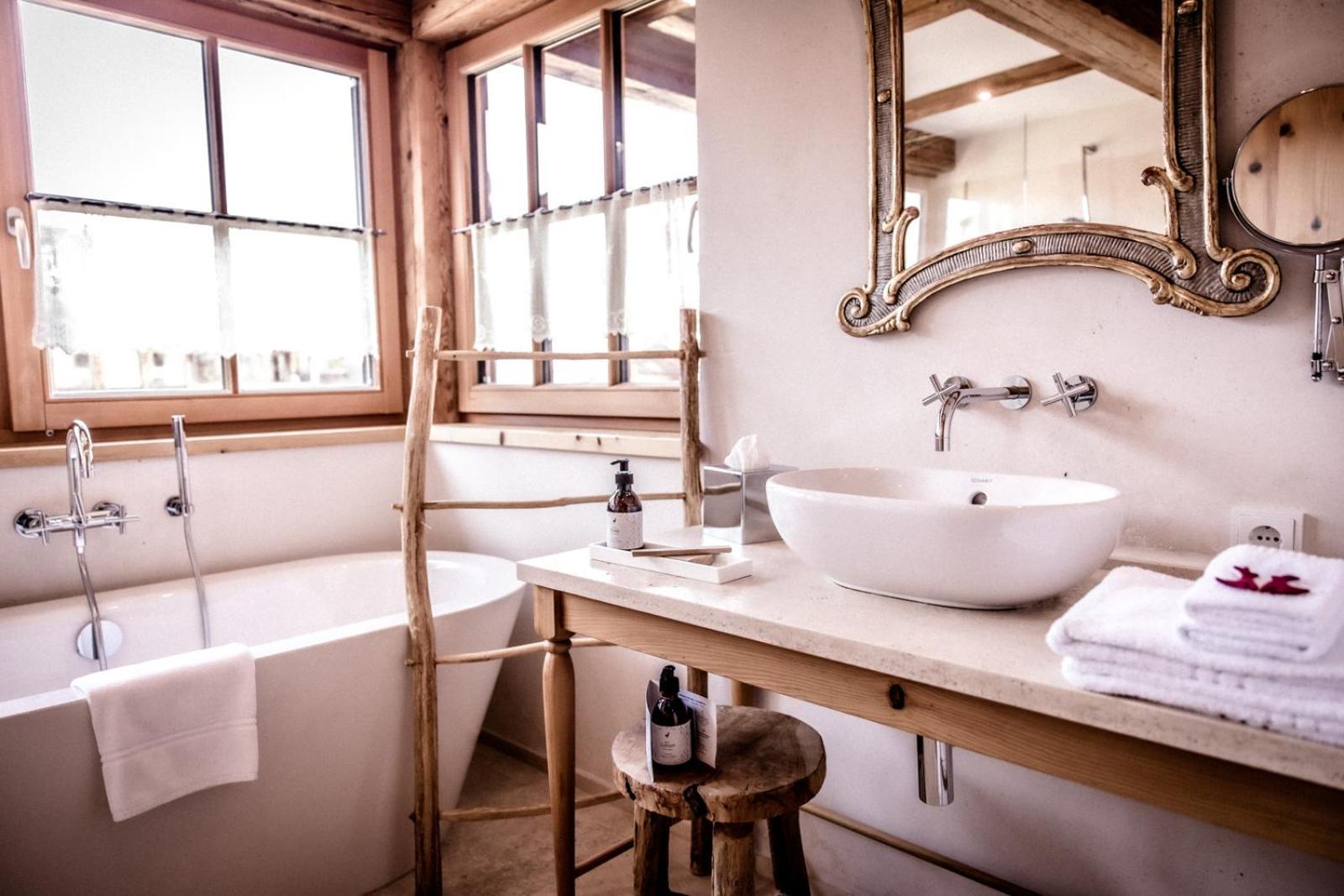 Superior Double Room with Garden View,1697782589:JPEG