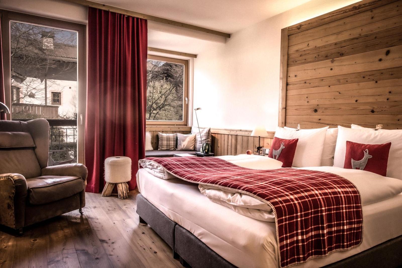 Superior Double Room,1697782615:JPEG