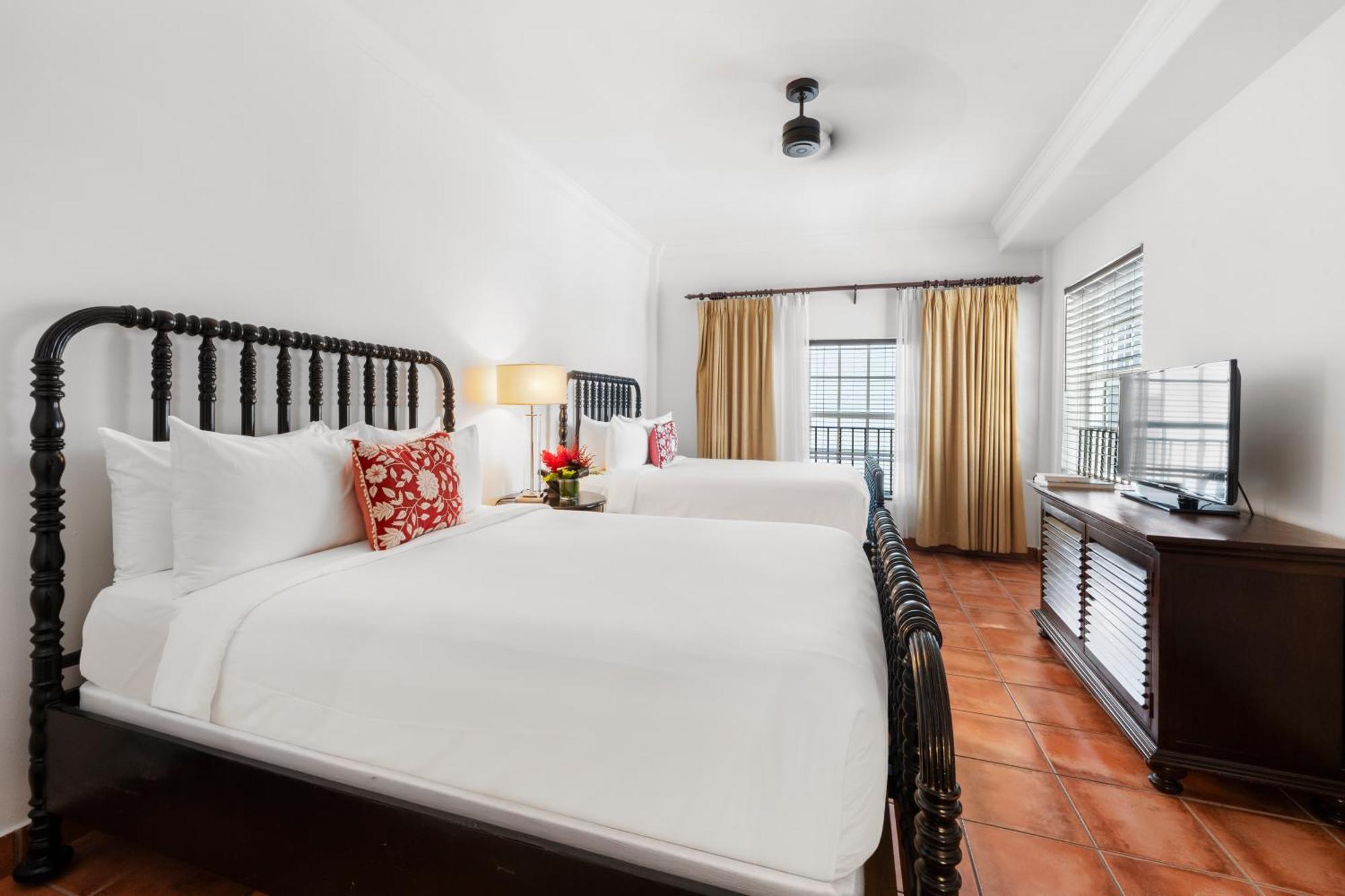 Double Room with Two Double Beds and District View,1697798832:JPEG