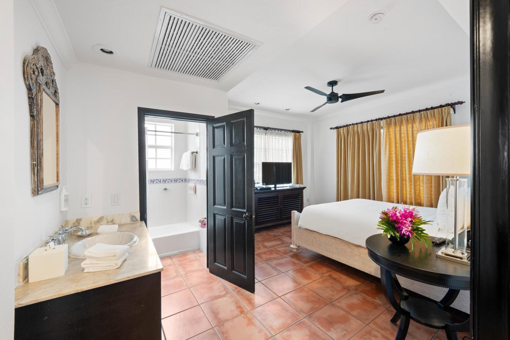 Casa Queen Room View
