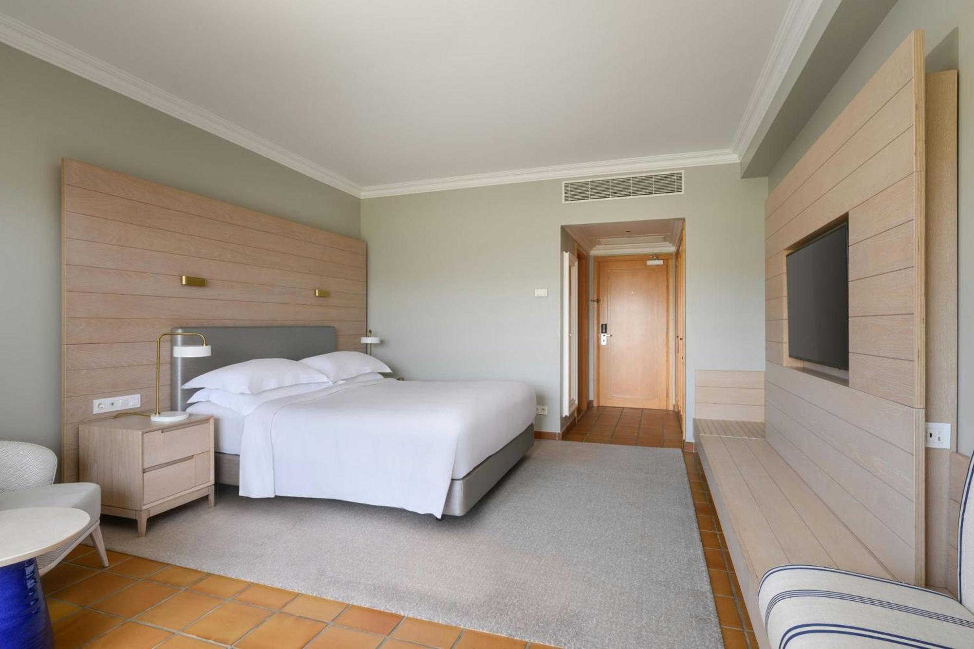 Double Room with 2 Double Beds and Oceanside View,1697815049:JPEG