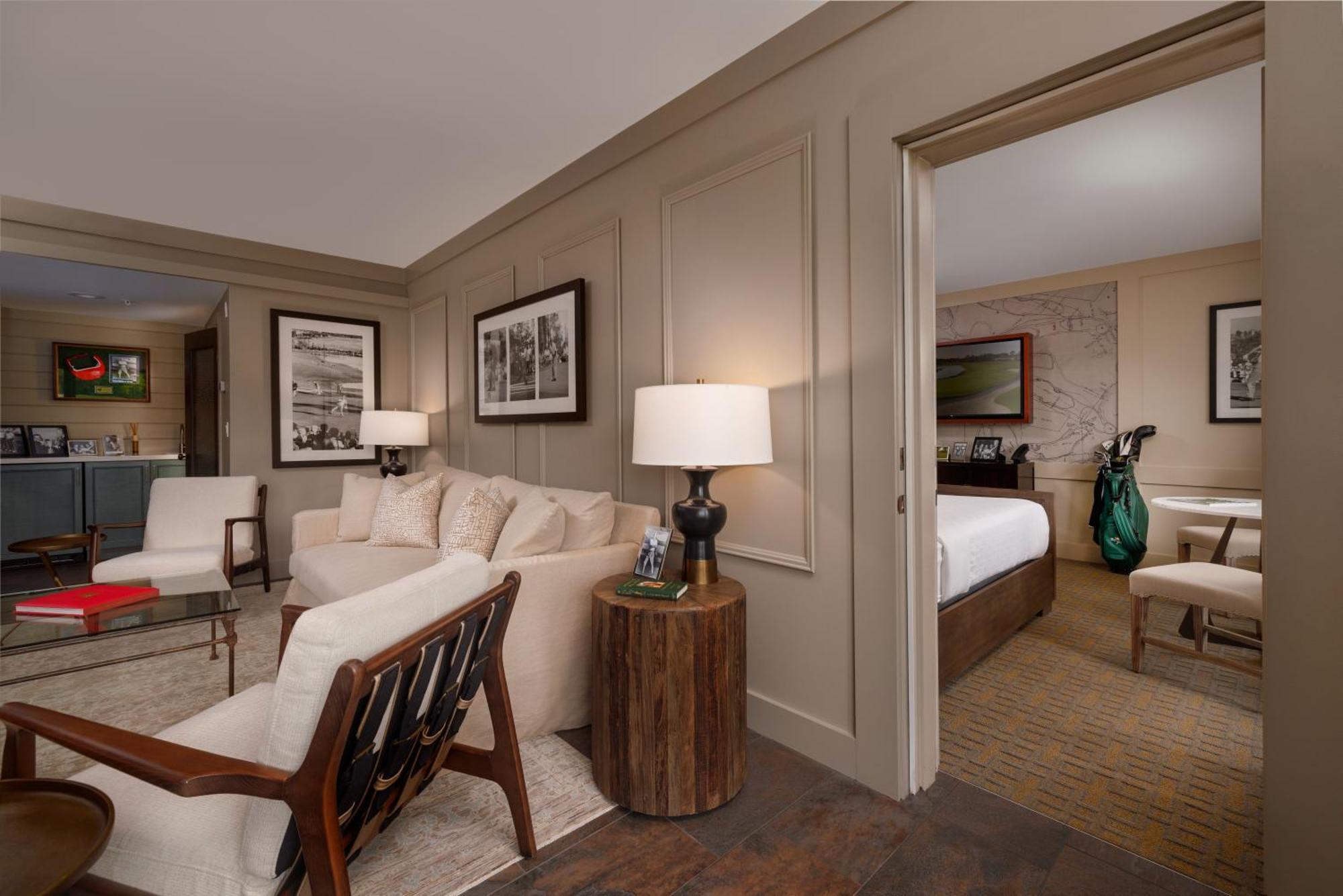 King Junior Suite Garden View