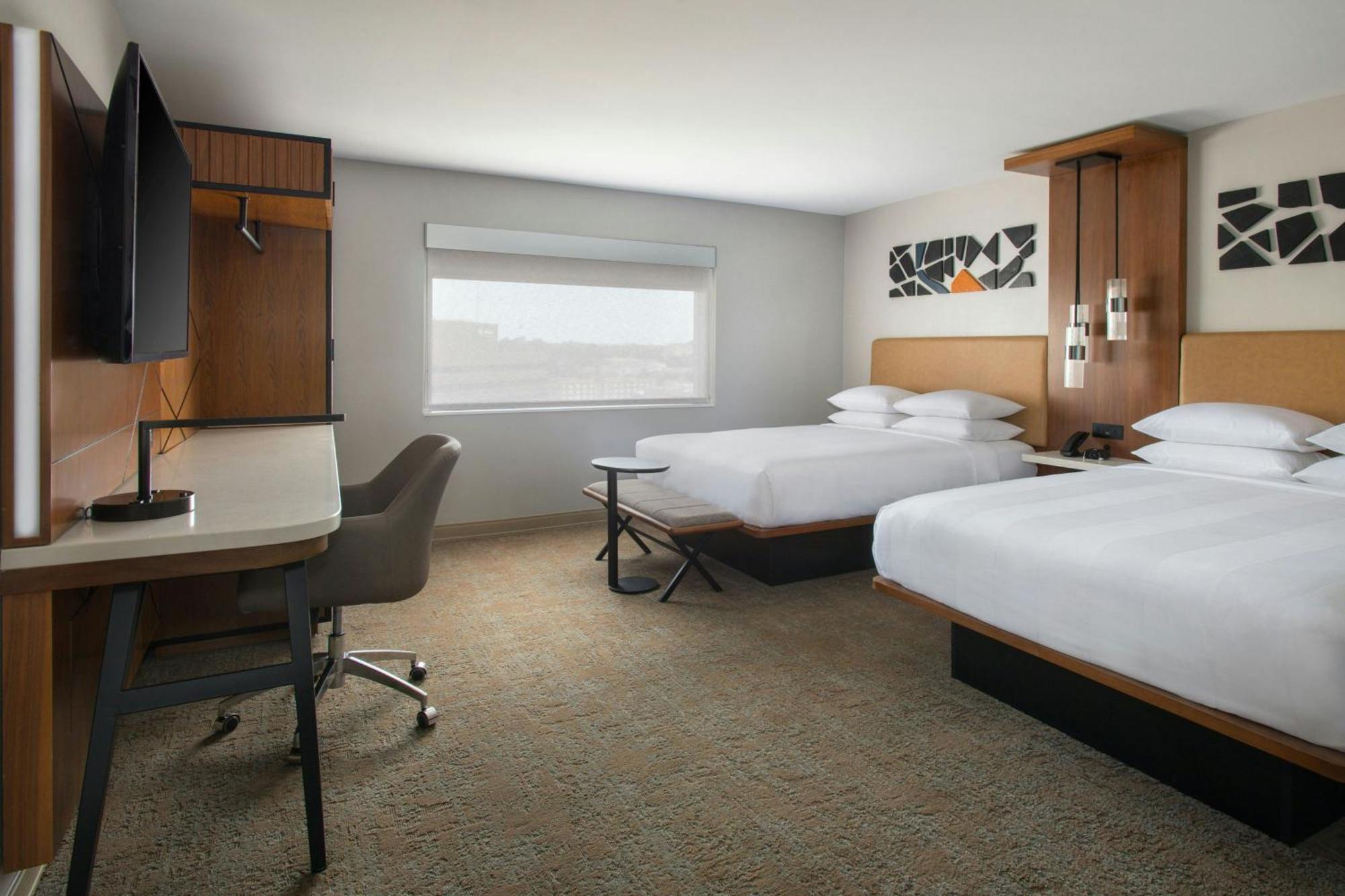 Queen Room City View