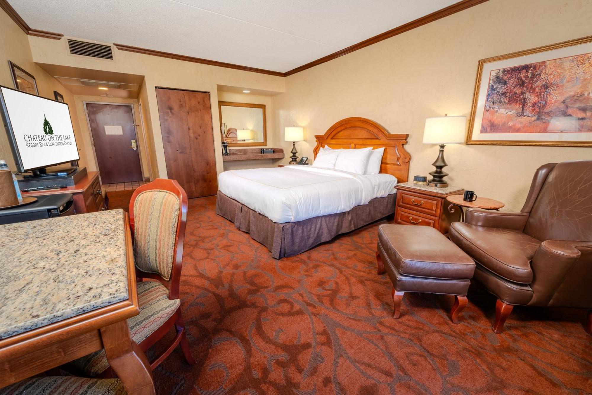 Deluxe King Room