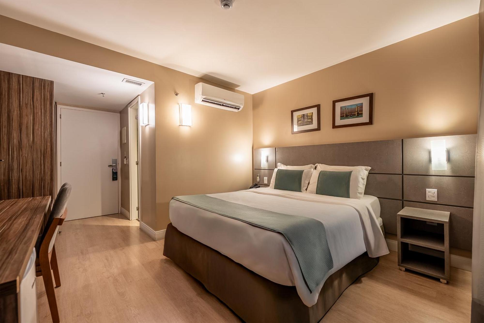 Super Deluxe Double Room,1697999725:JPEG