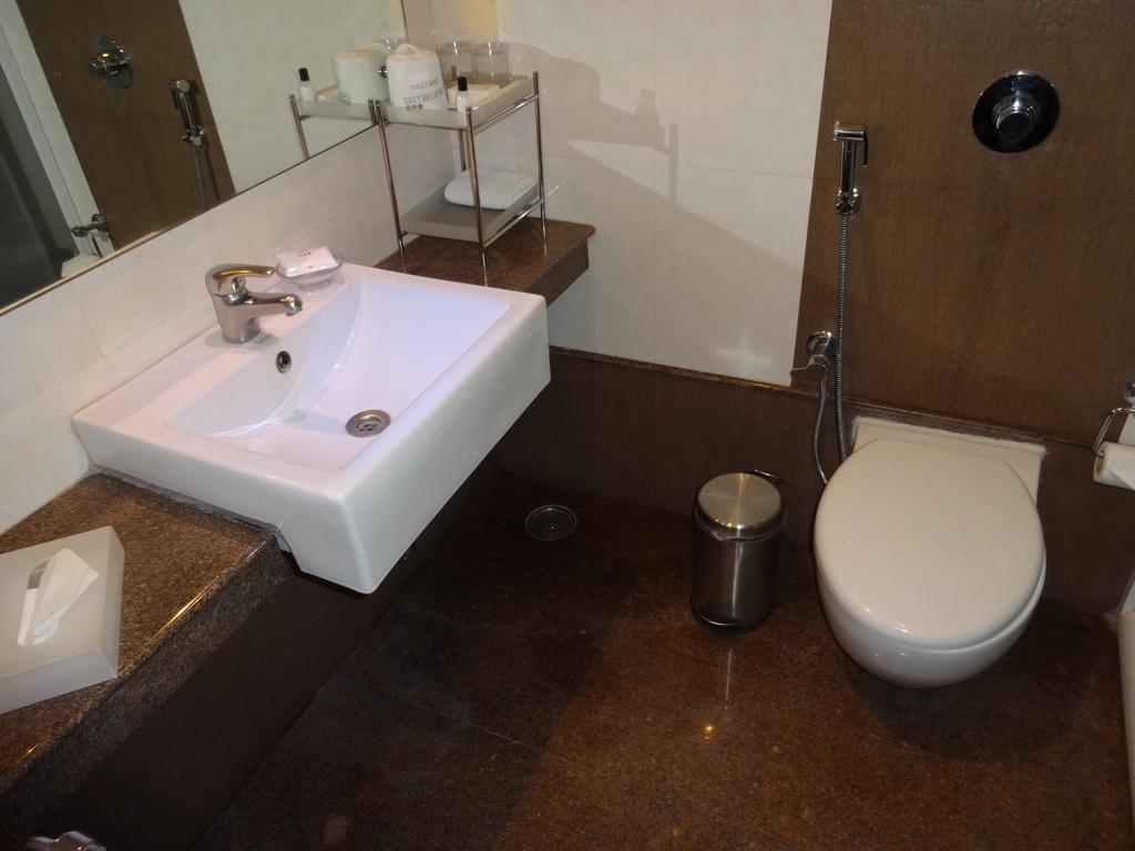 Superior Room,169868736:JPEG