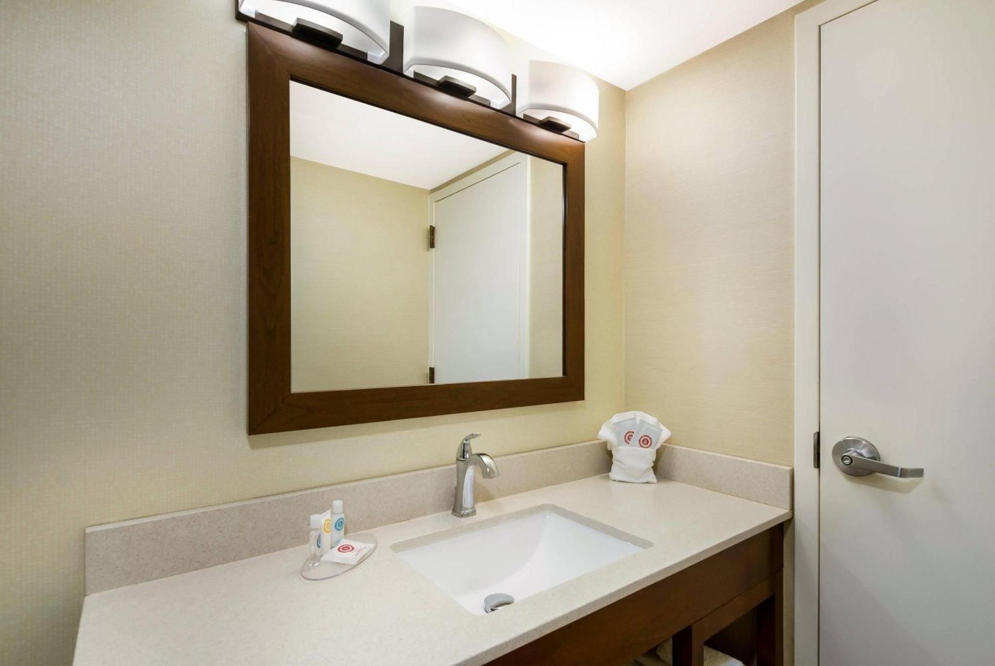 Double Room Two Double Beds Non-Smoking