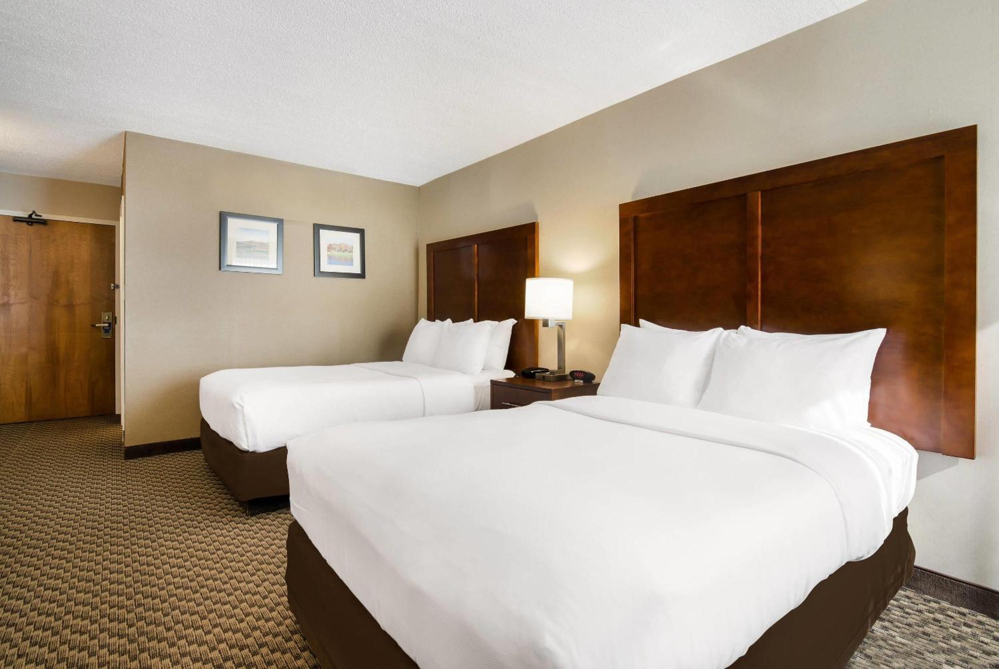 Double Room Two Double Beds Non-Smoking