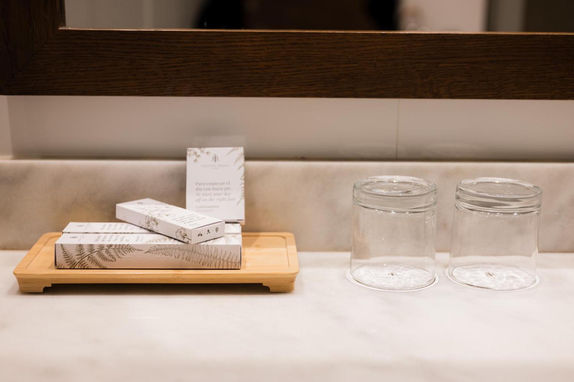 Double or Twin Room with Spa Access,1698885651:JPEG