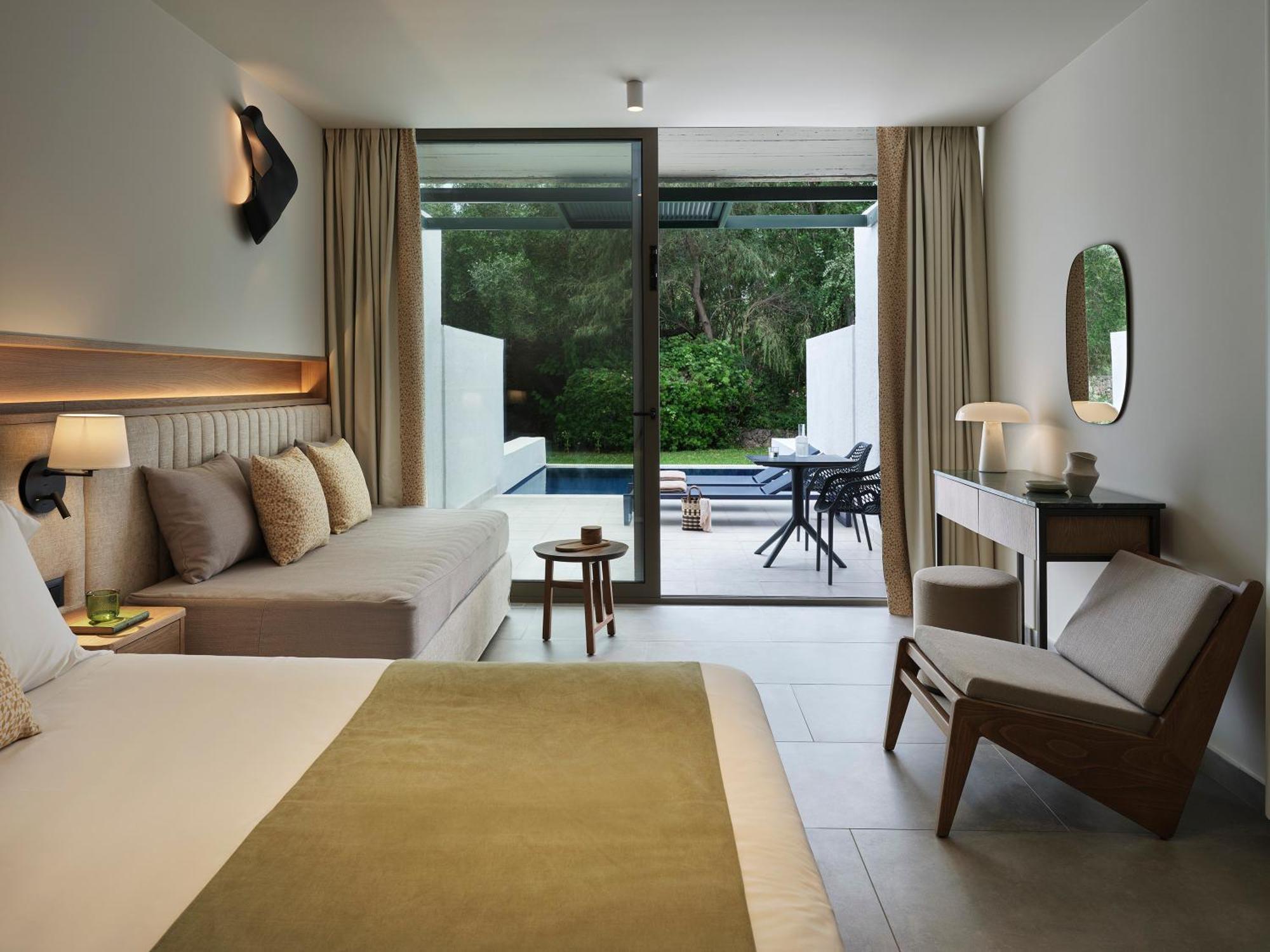 Doppelzimmer mit Gartenblick und eigenem Pool - Bungalow