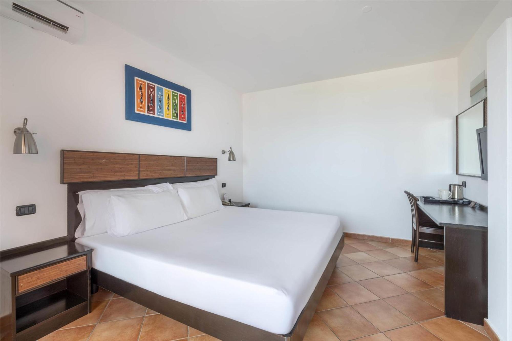 Double Room,1699115676:JPEG