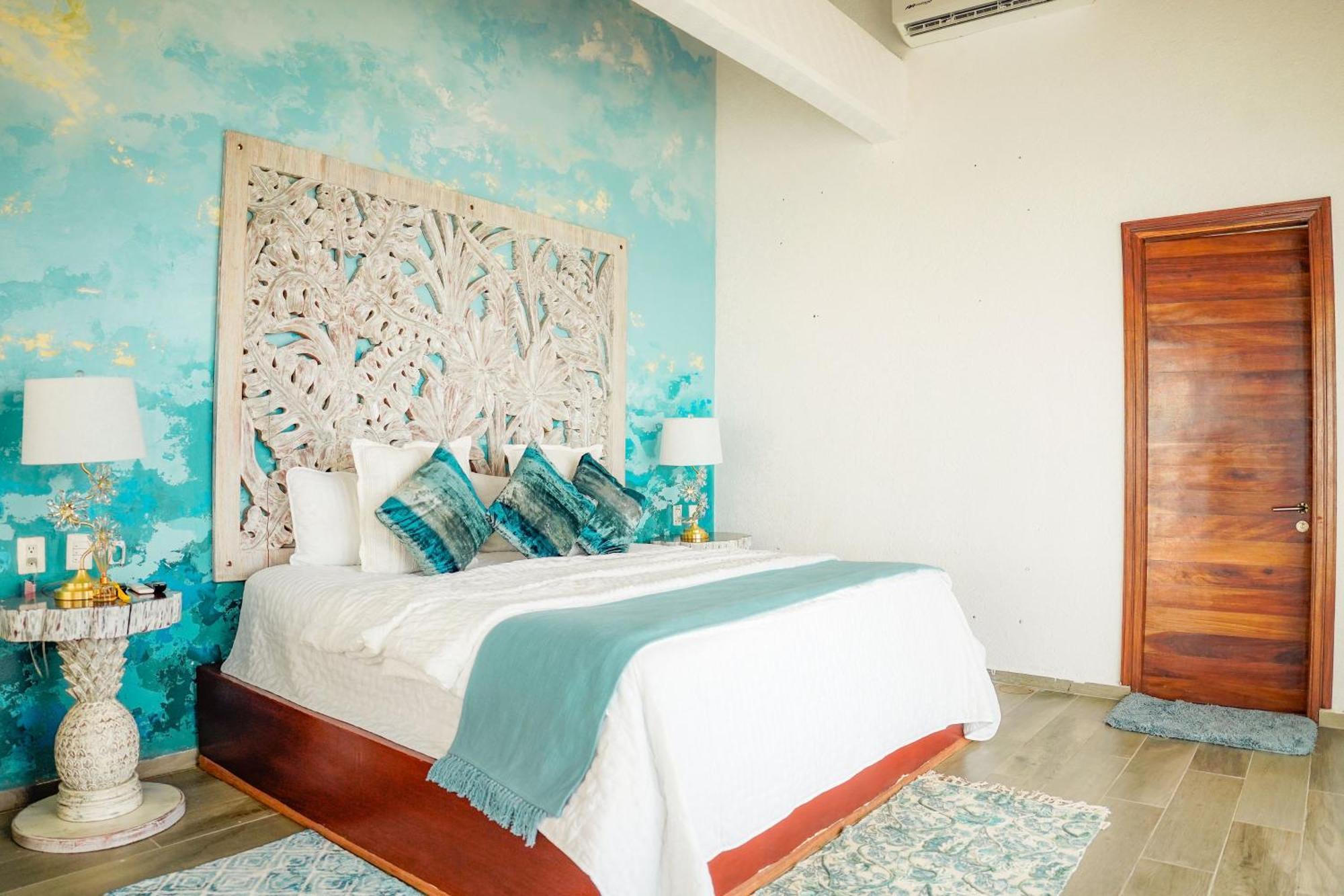 Deluxe Suite Sea View