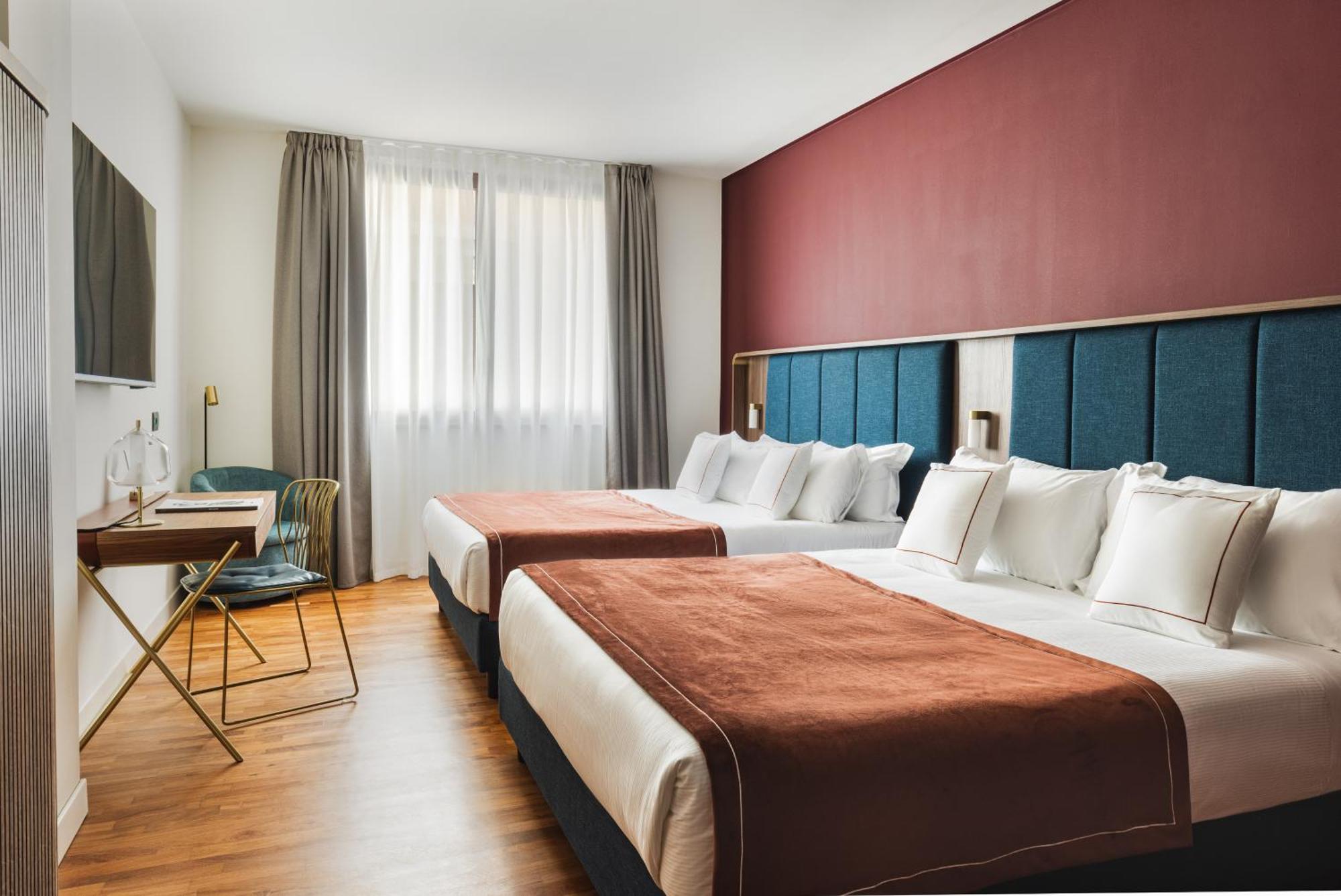 Family Room,1703546990:JPEG