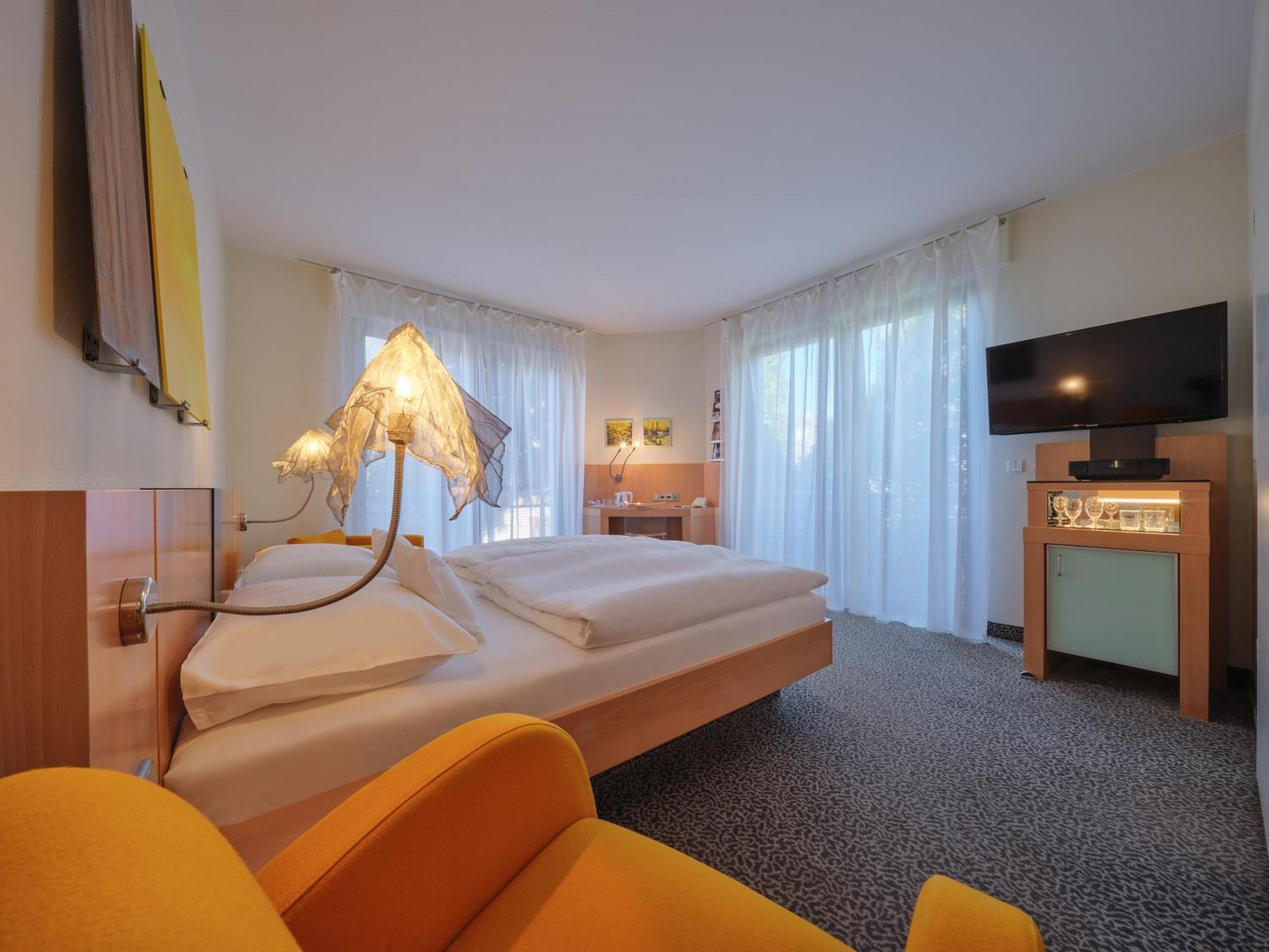 Deluxe Single Room,1704839968:JPEG