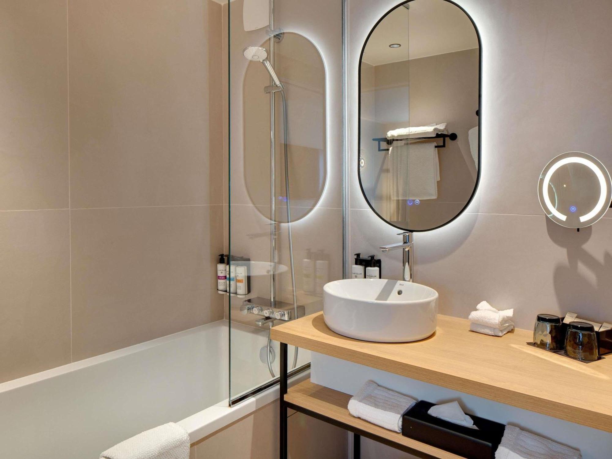 Deluxe King Room,1729982898:JPEG