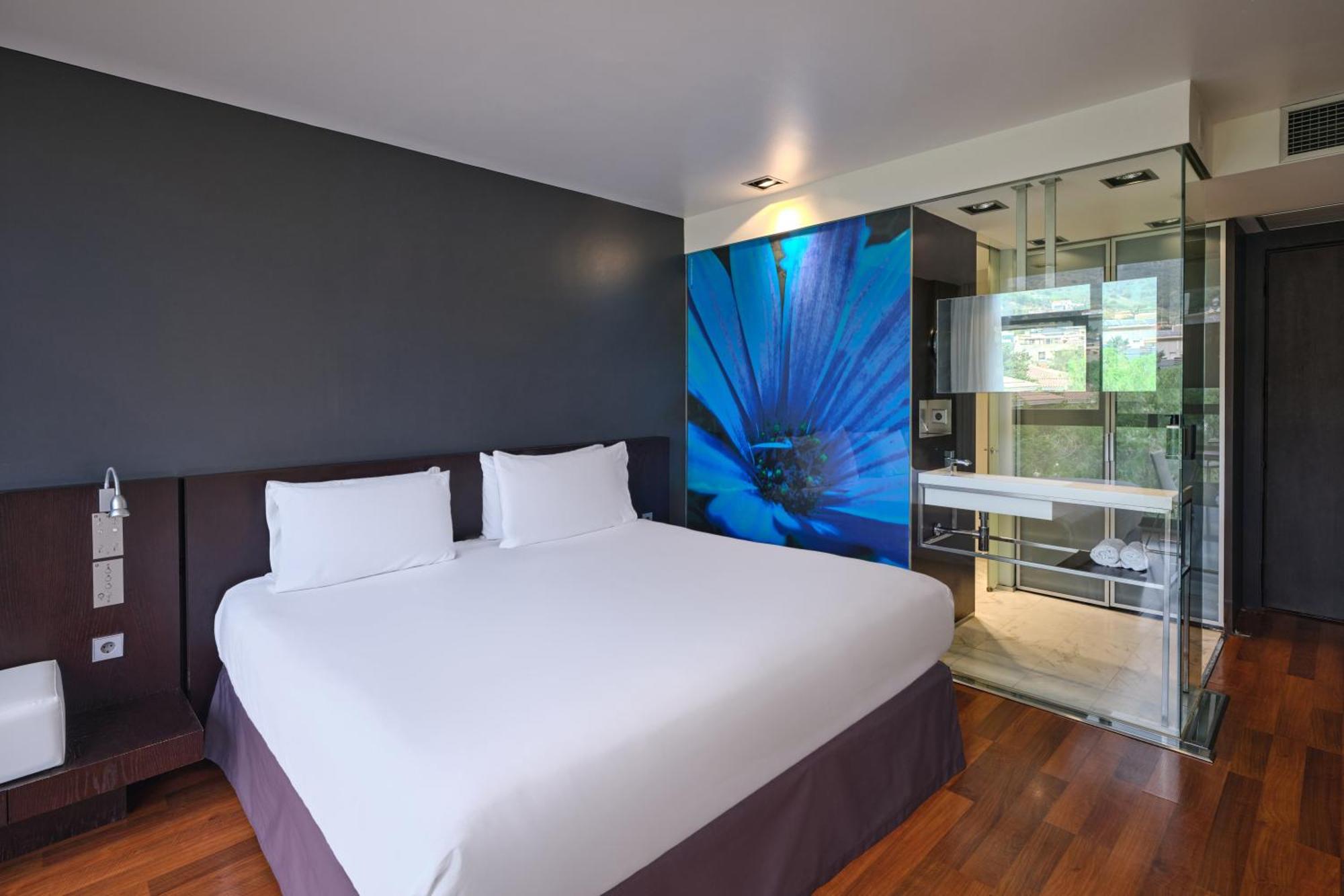 Economy Double or Twin Room