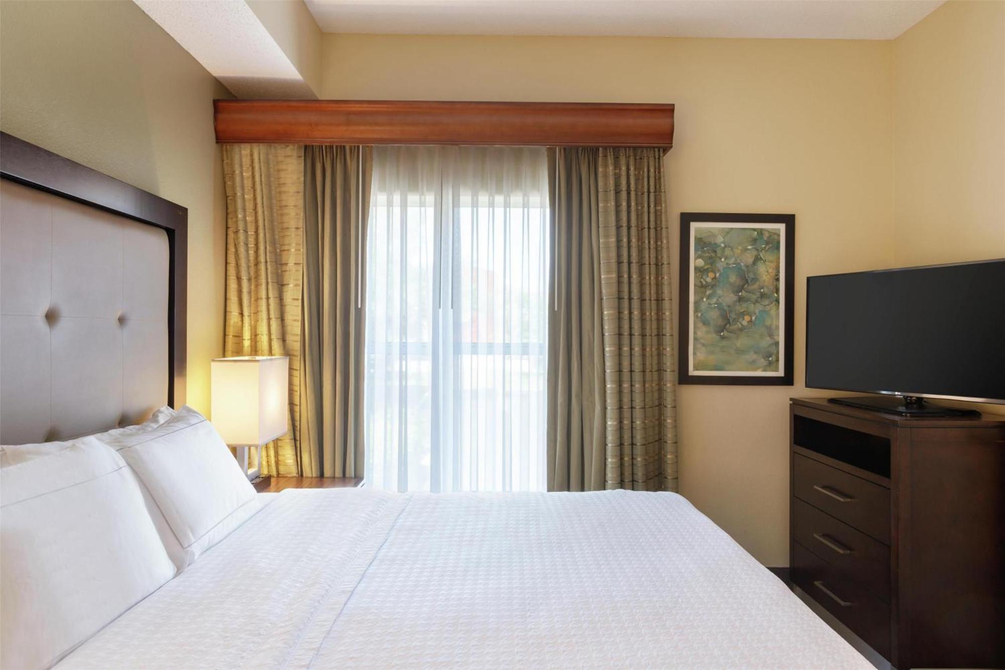 King Suite Two King Beds Non-Smoking