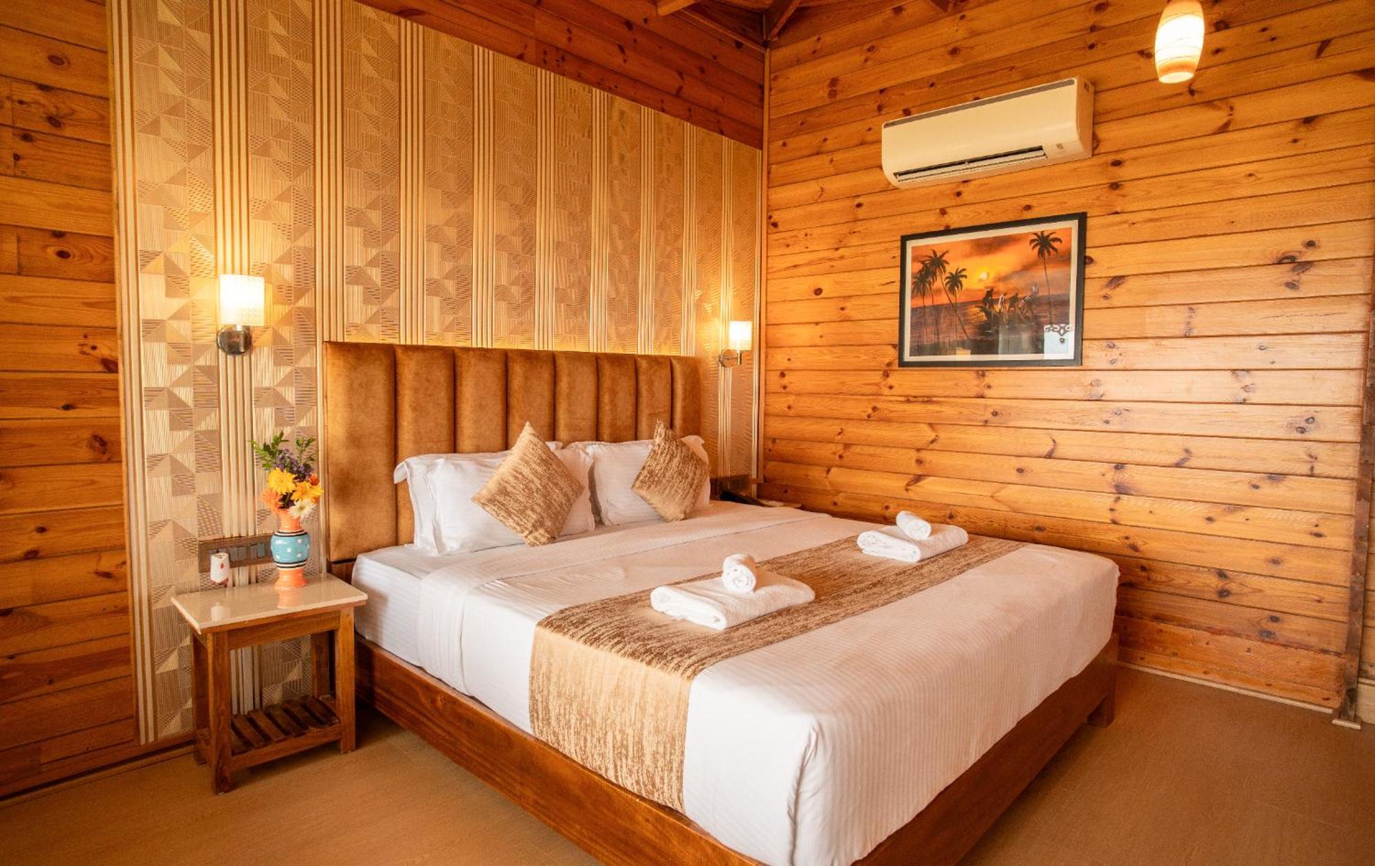 Superior Sea Facing Chalet Jacuzzi on Food & Beverages 21 Happy Hours