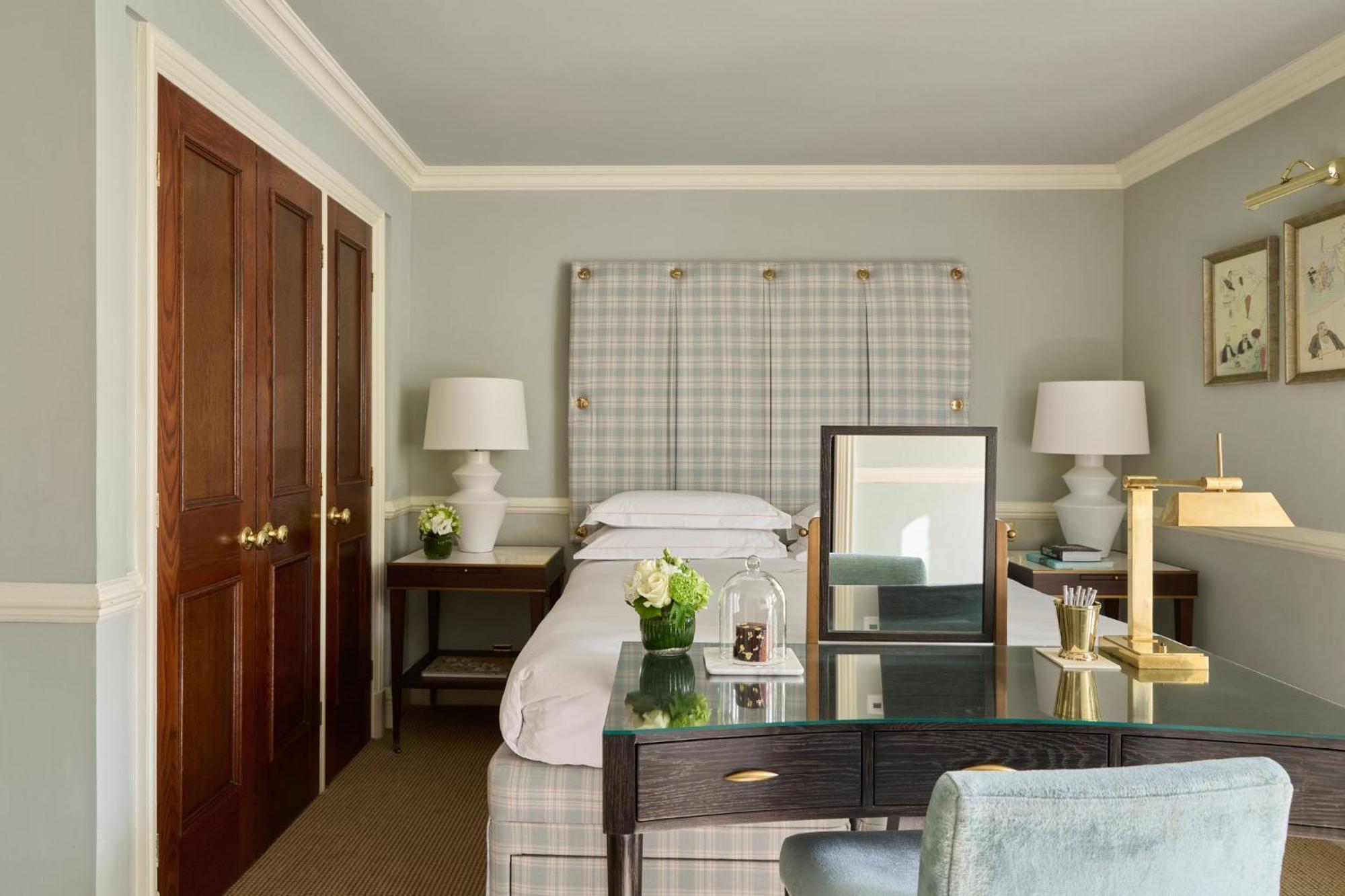 Deluxe King Room,1705553898:JPEG