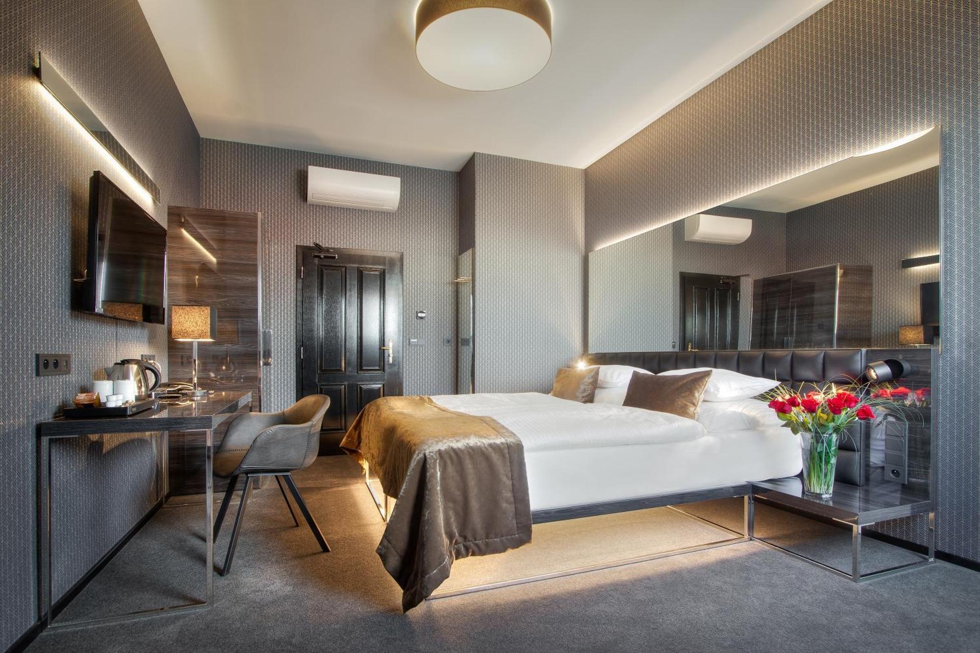 Deluxe Quadruple Room
