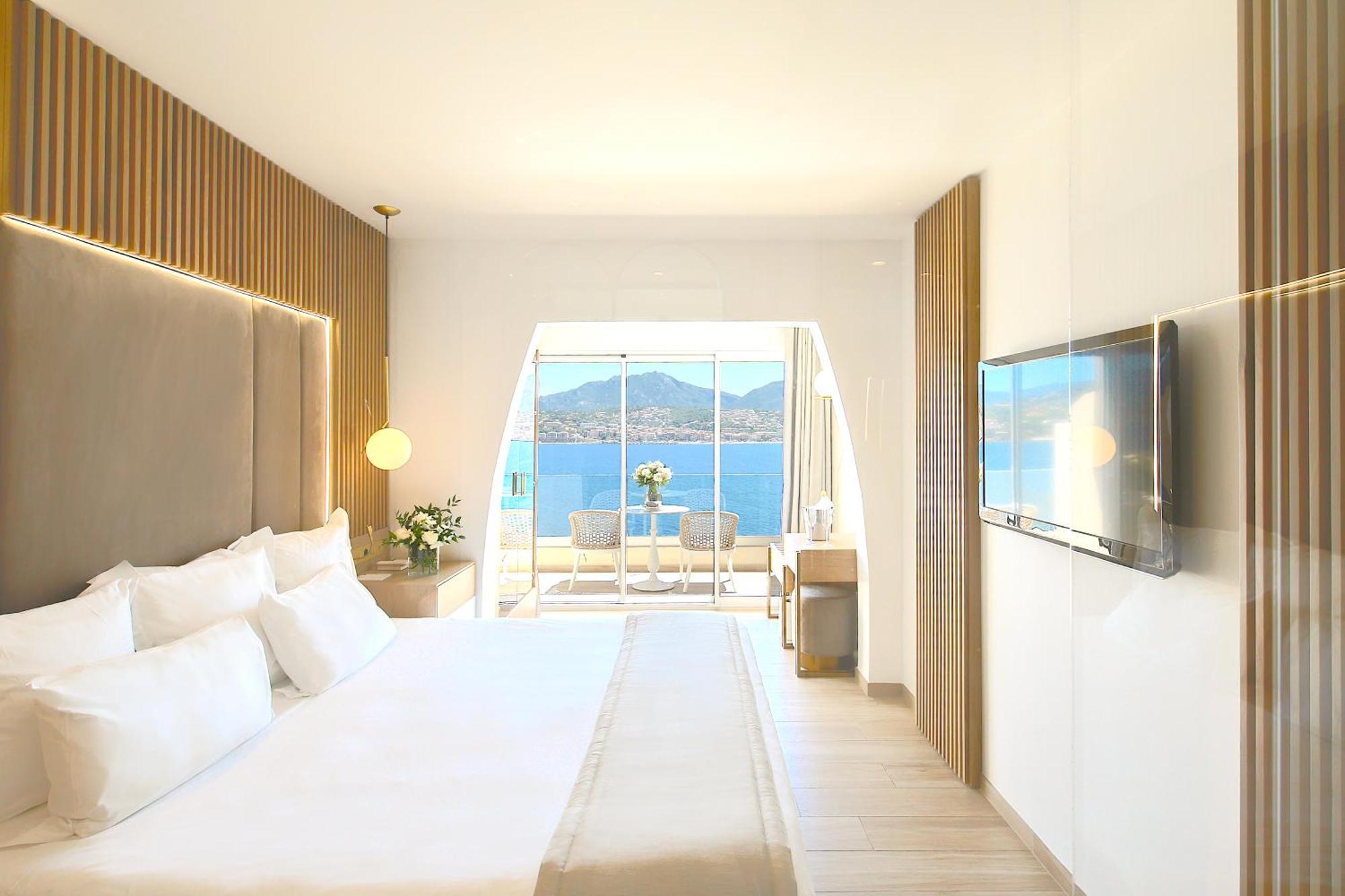 Luxury Room