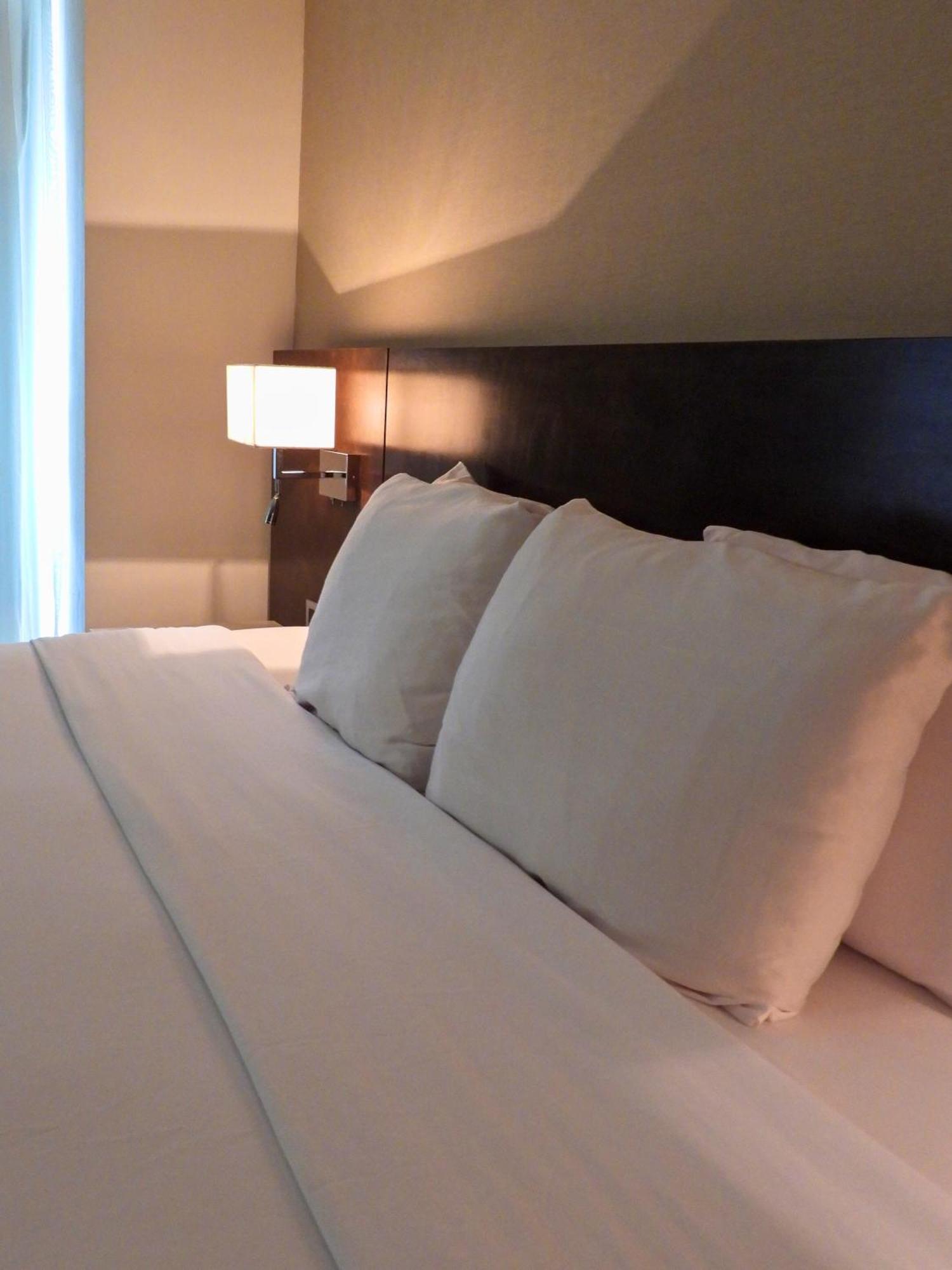 Standard Double Room,1742683206:JPEG